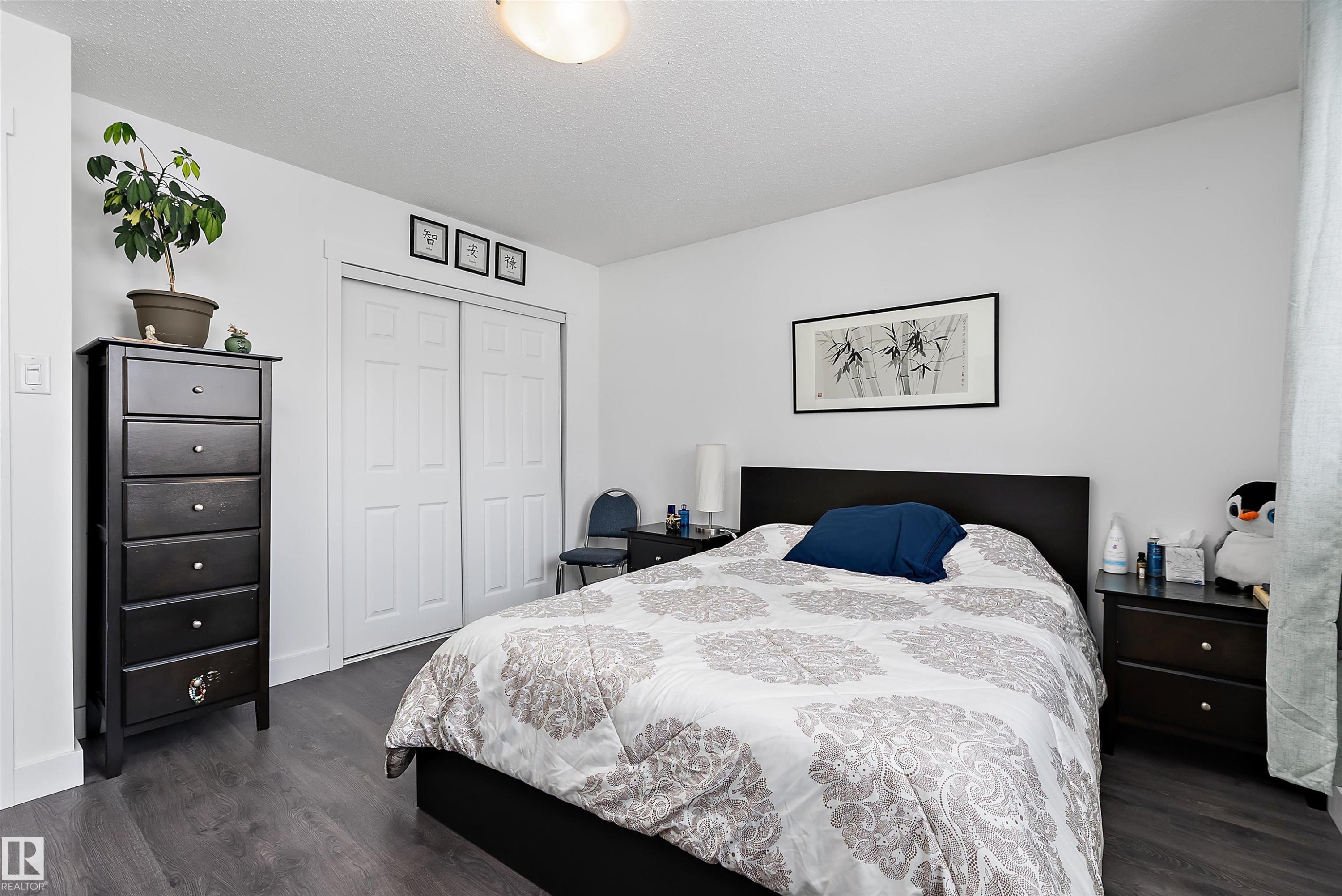 9326 80 Avenue, Edmonton, AB - Indoor Photo Showing Bedroom