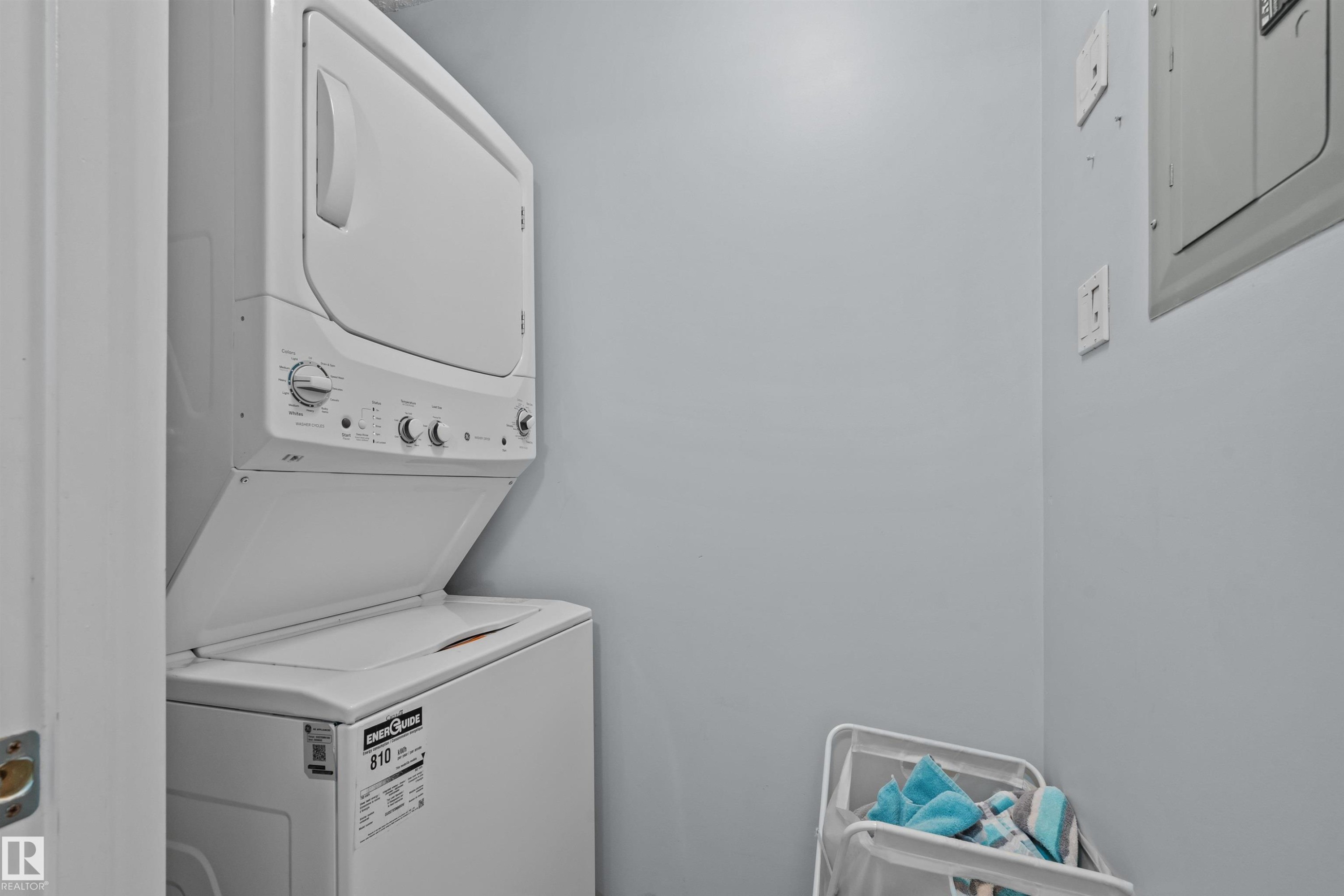 60 604 62 Street, Edmonton, AB - Indoor Photo Showing Laundry Room