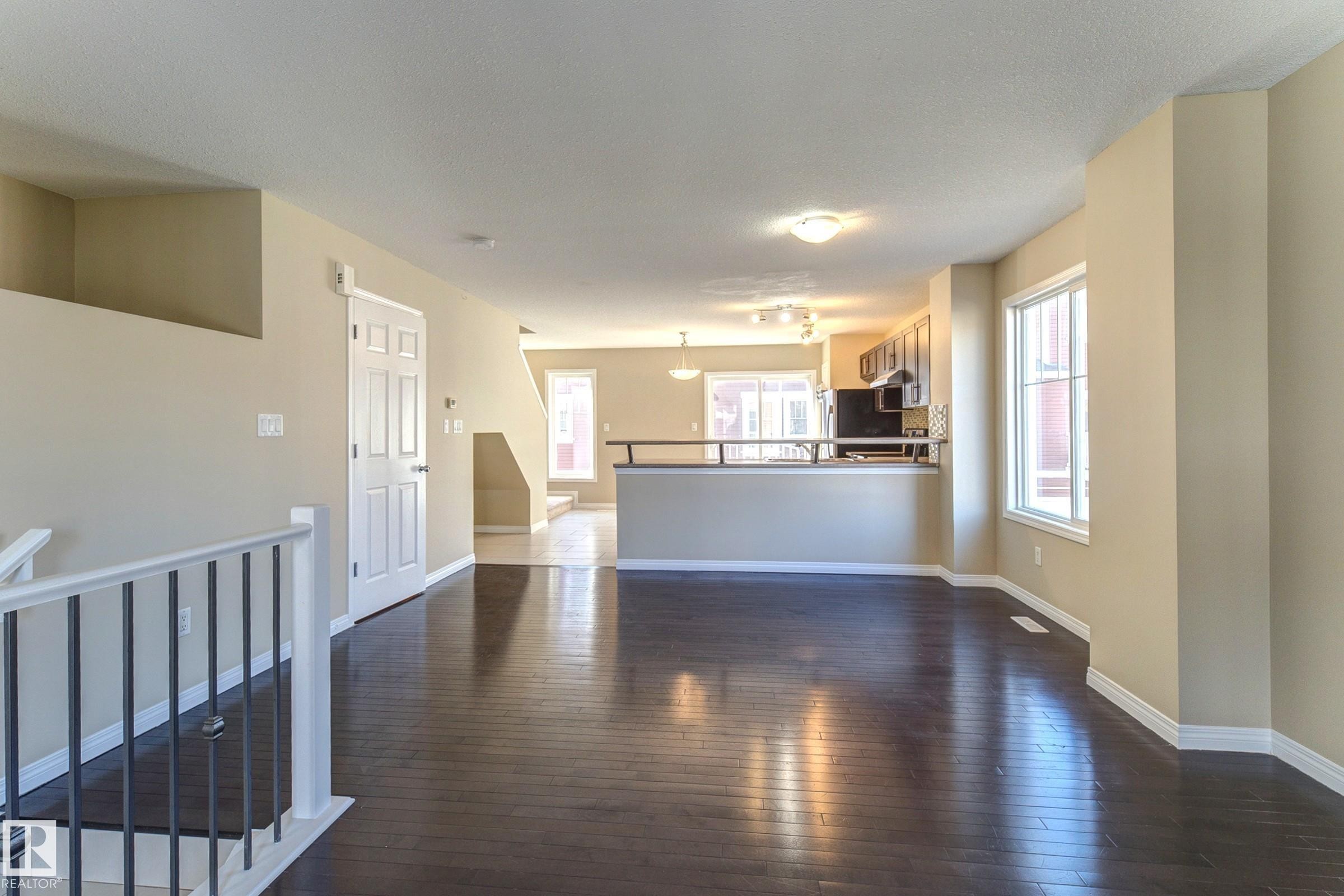 27 1623 Towne Centre Boulevard, Edmonton, AB - Indoor Photo Showing Other Room