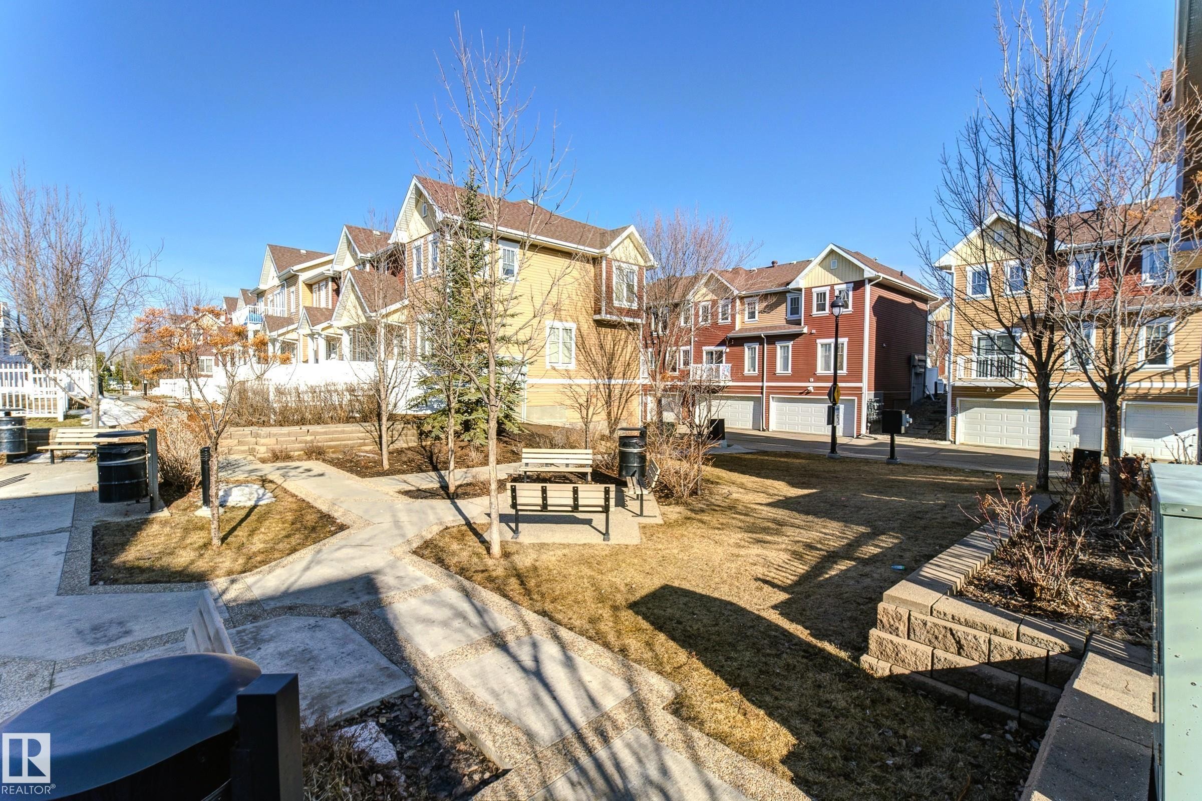 27 1623 Towne Centre Boulevard, Edmonton, AB - Outdoor