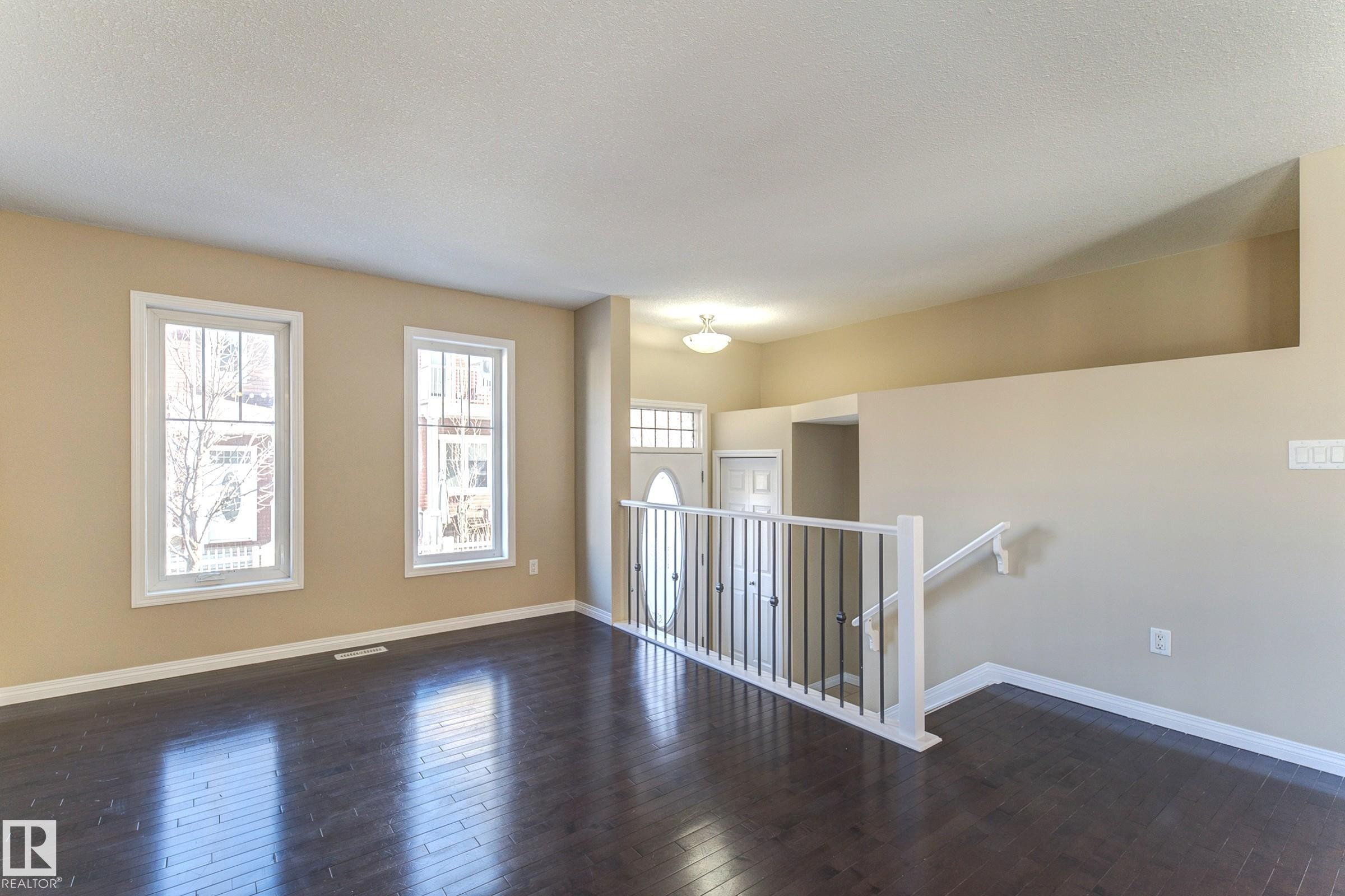 27 1623 Towne Centre Boulevard, Edmonton, AB - Indoor Photo Showing Other Room