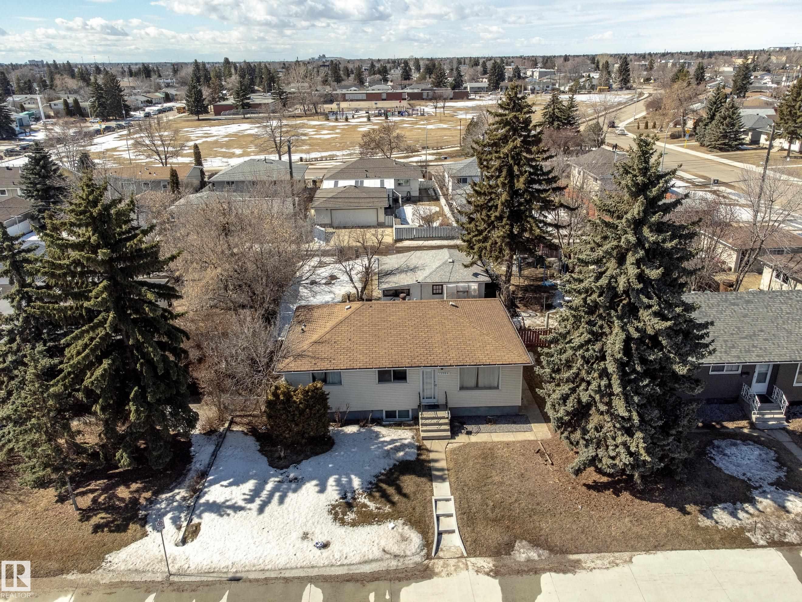 12904 90 Street, Edmonton, AB - Outdoor With View