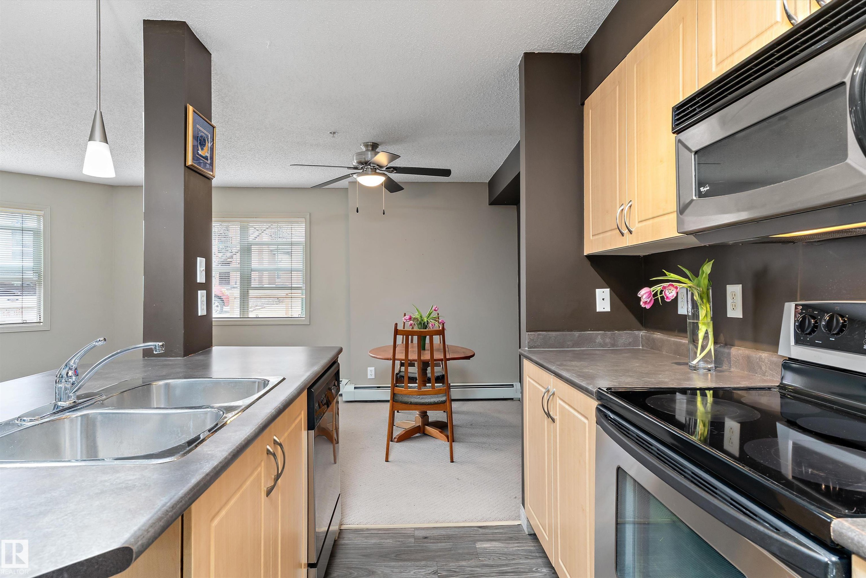 Edmonton, AB - Indoor Photo Showing Kitchen With Double Sink