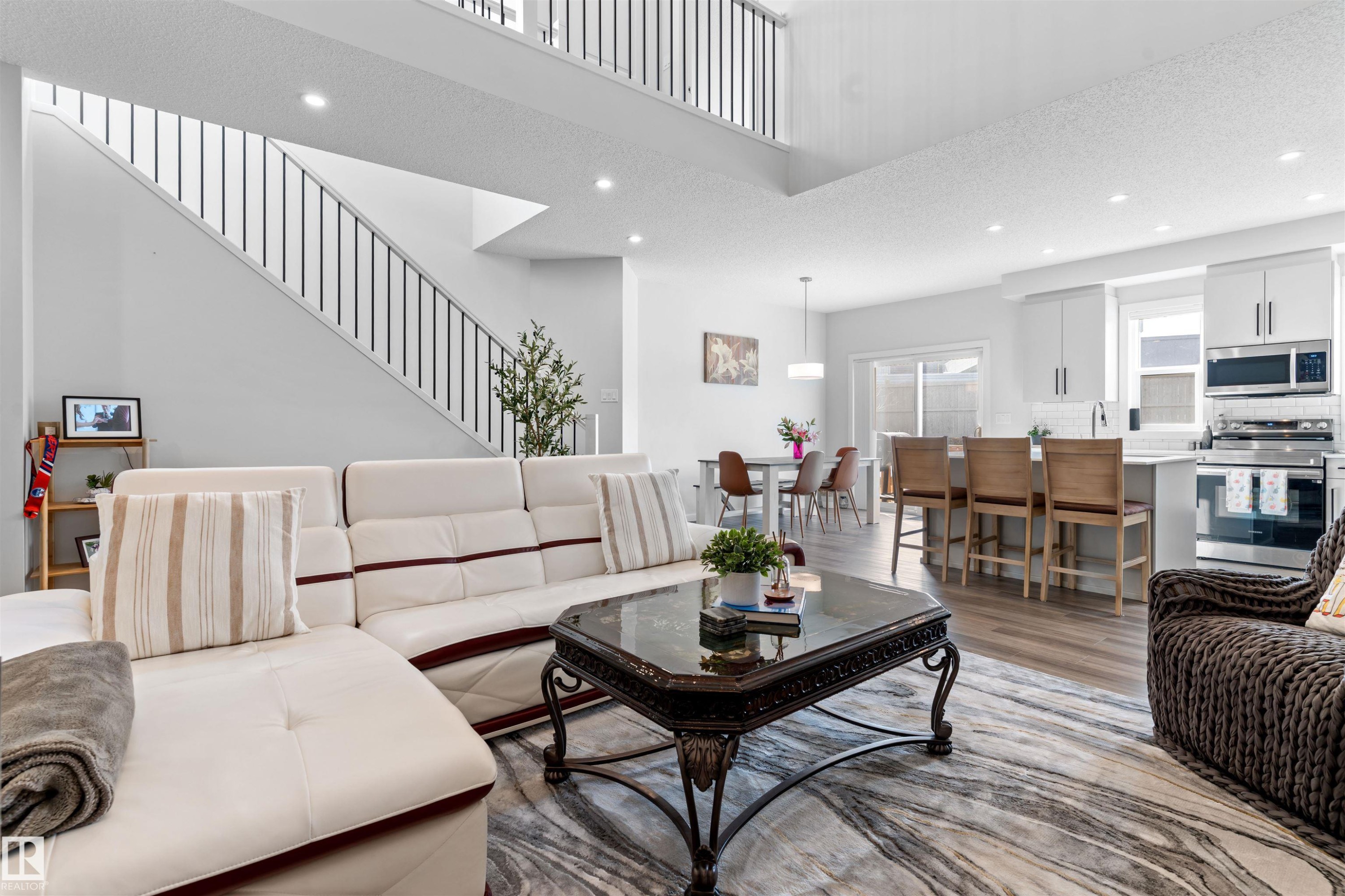 15 Gambel Loop, Spruce Grove, AB - Indoor Photo Showing Living Room