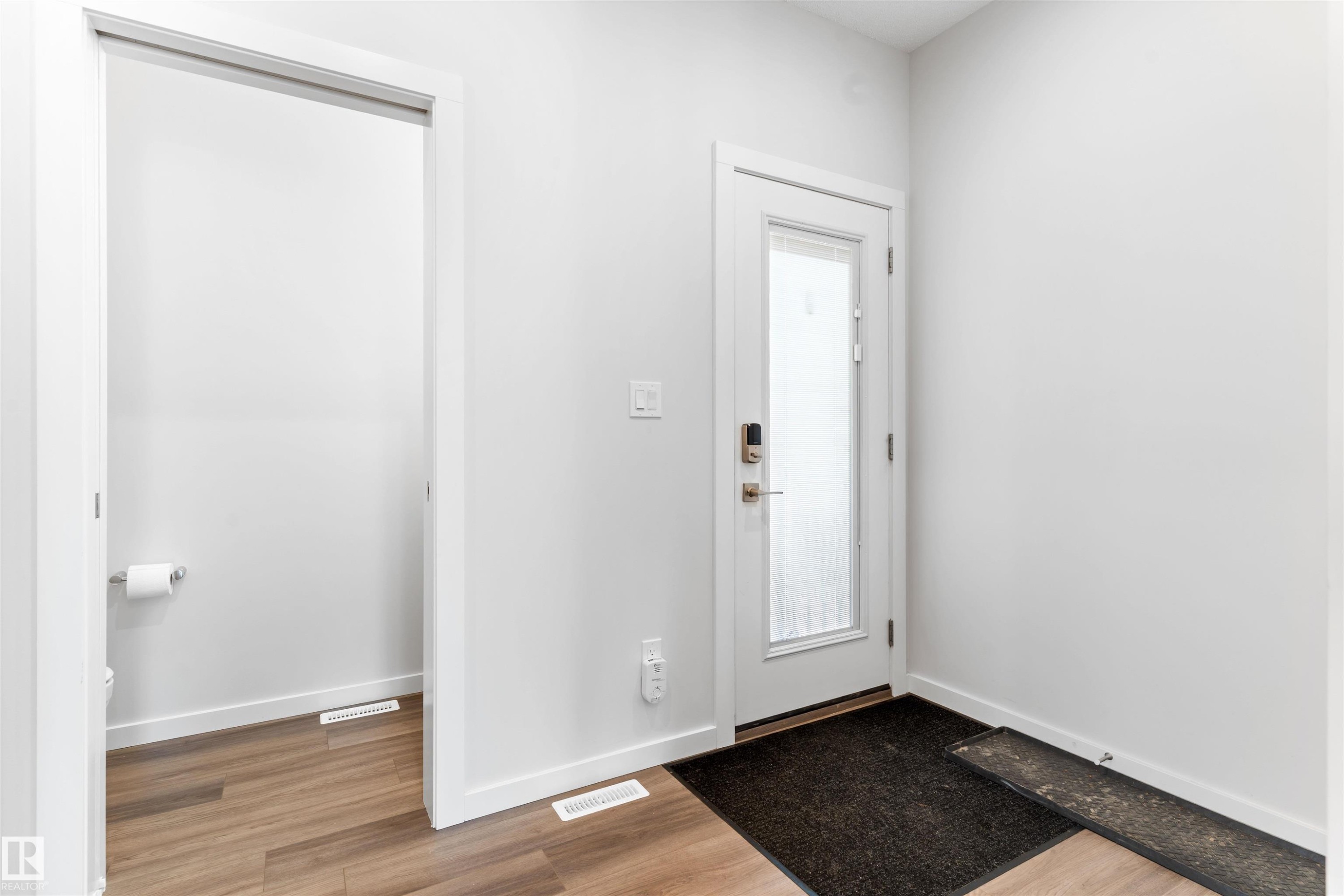 15 Gambel Loop, Spruce Grove, AB - Indoor Photo Showing Other Room