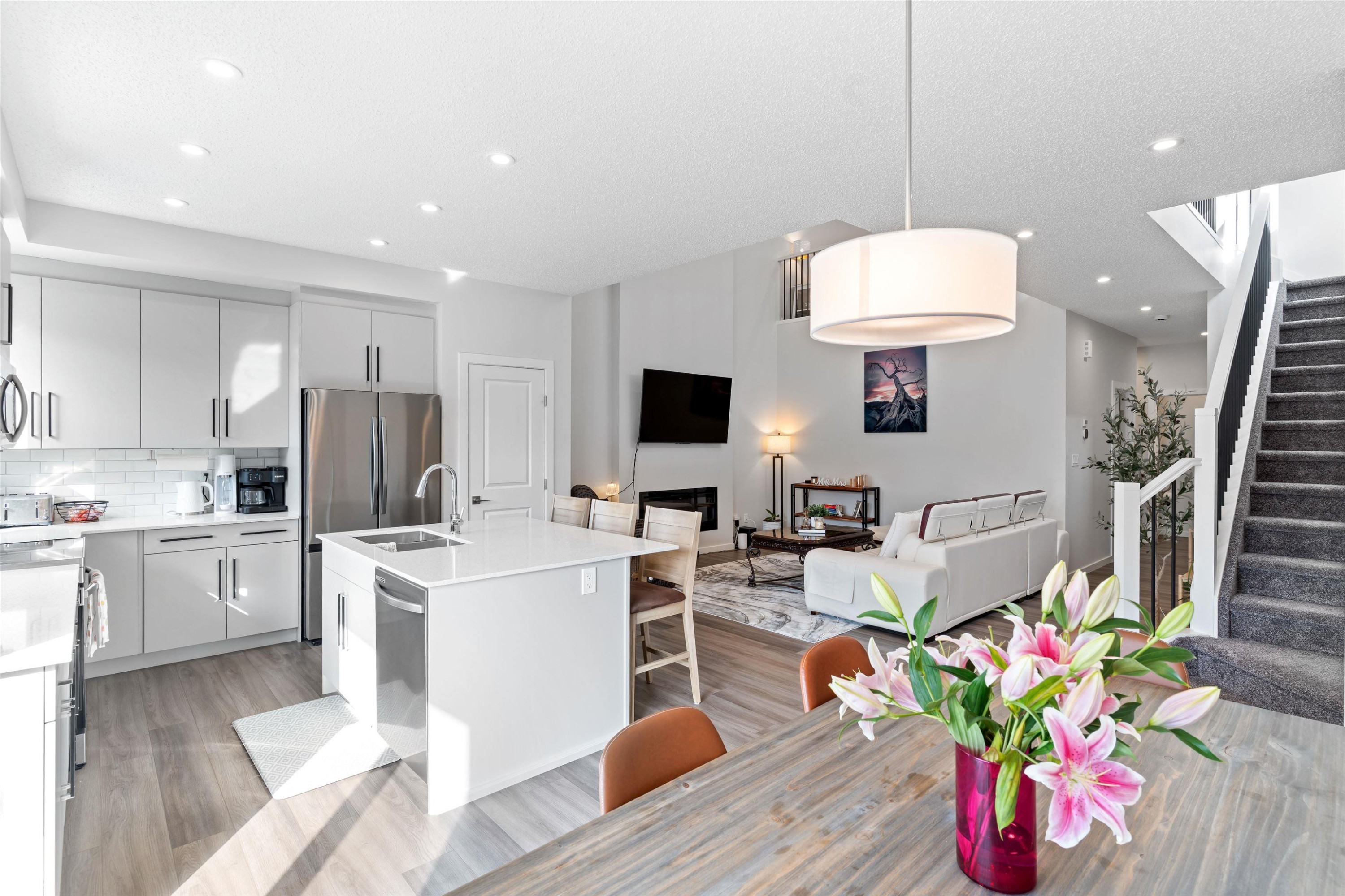 15 Gambel Loop, Spruce Grove, AB - Indoor