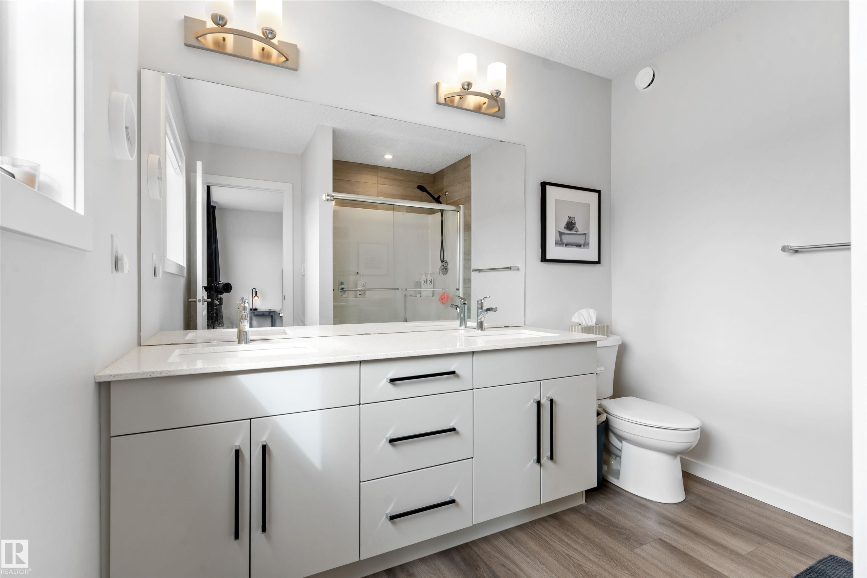 15 Gambel Loop, Spruce Grove, AB - Indoor Photo Showing Bathroom