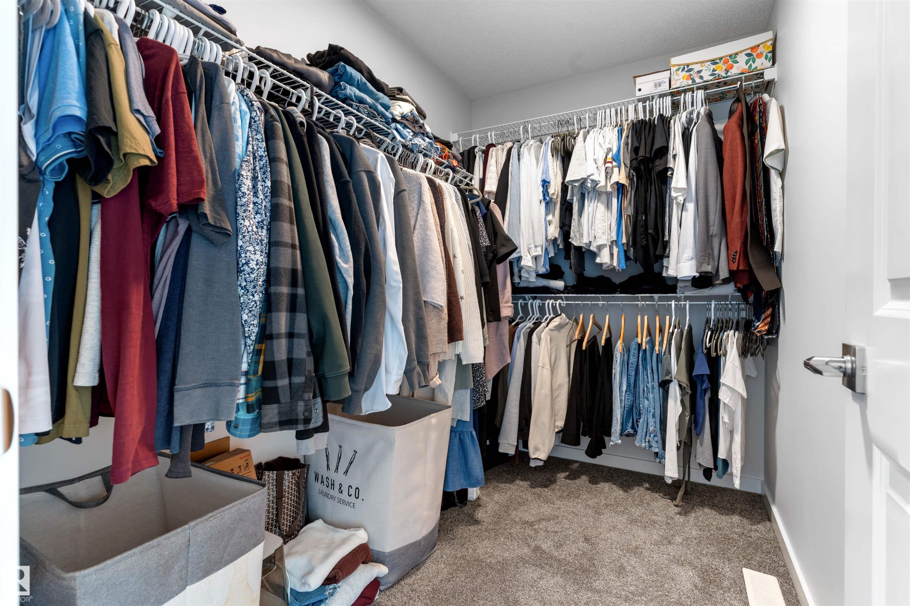 15 Gambel Loop, Spruce Grove, AB - Indoor With Storage