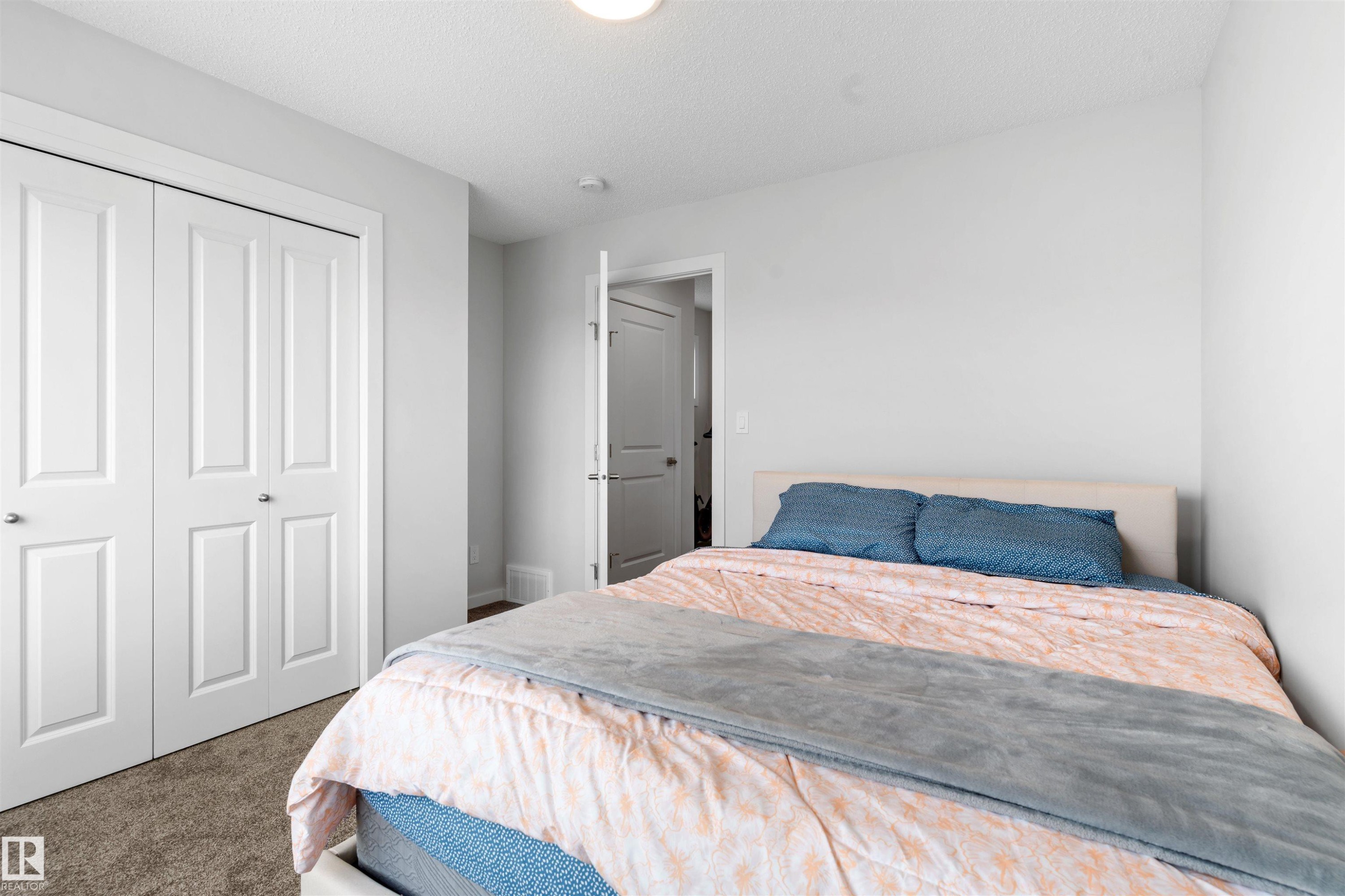 15 Gambel Loop, Spruce Grove, AB - Indoor Photo Showing Bedroom