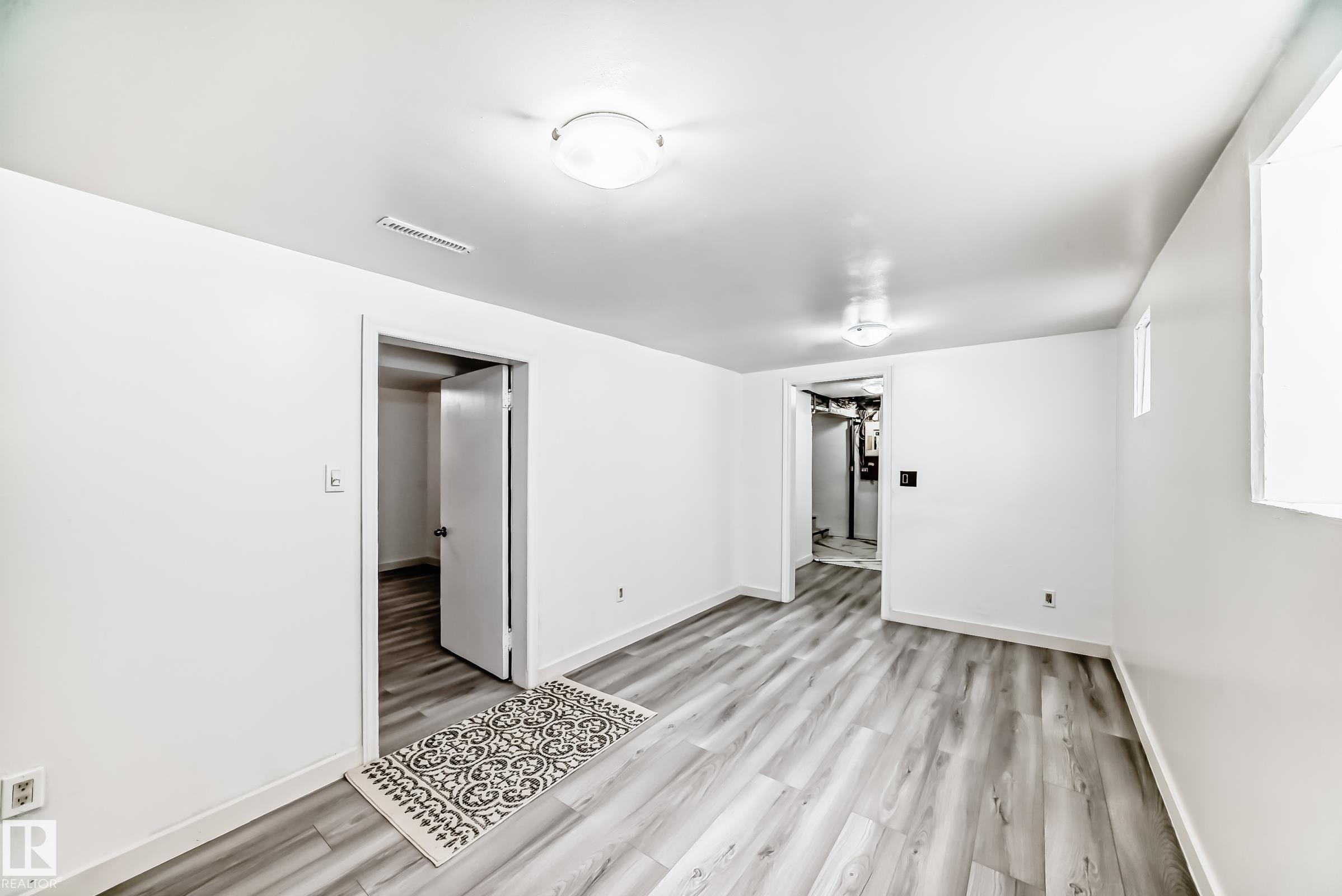 9221 110 Avenue, Edmonton, AB - Indoor Photo Showing Other Room
