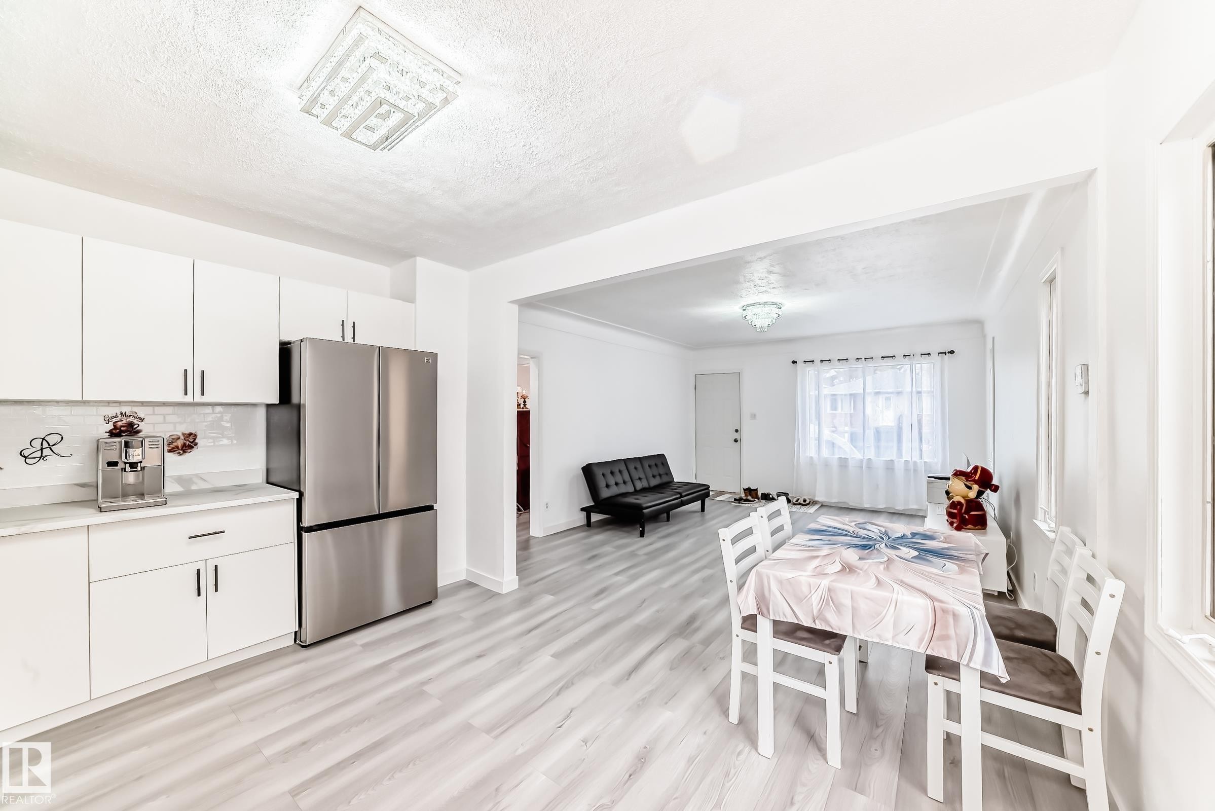 9221 110 Avenue, Edmonton, AB - Indoor Photo Showing Kitchen