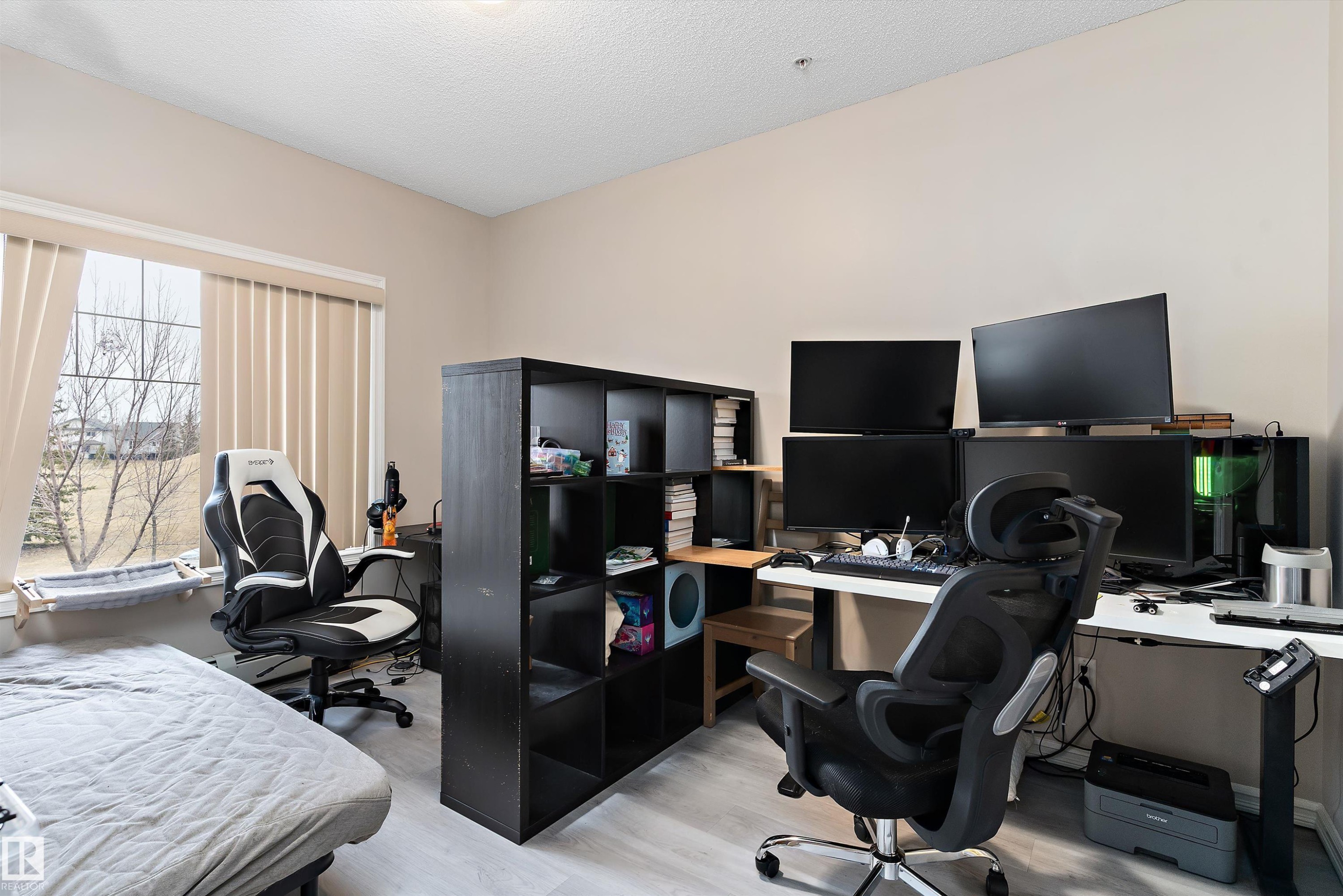 213 263 Macewan Road, Edmonton, AB - Indoor Photo Showing Office