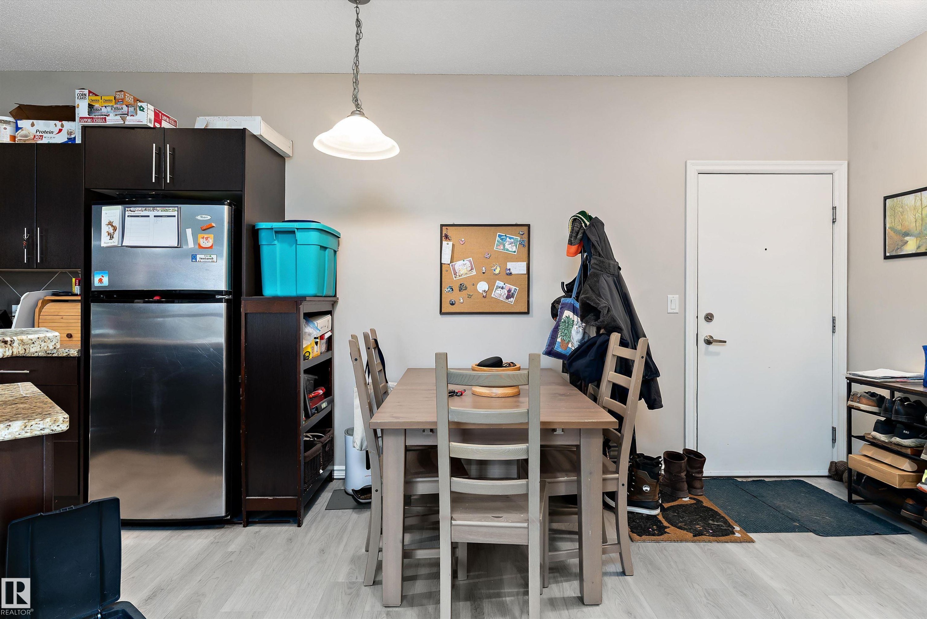 213 263 Macewan Road, Edmonton, AB - Indoor