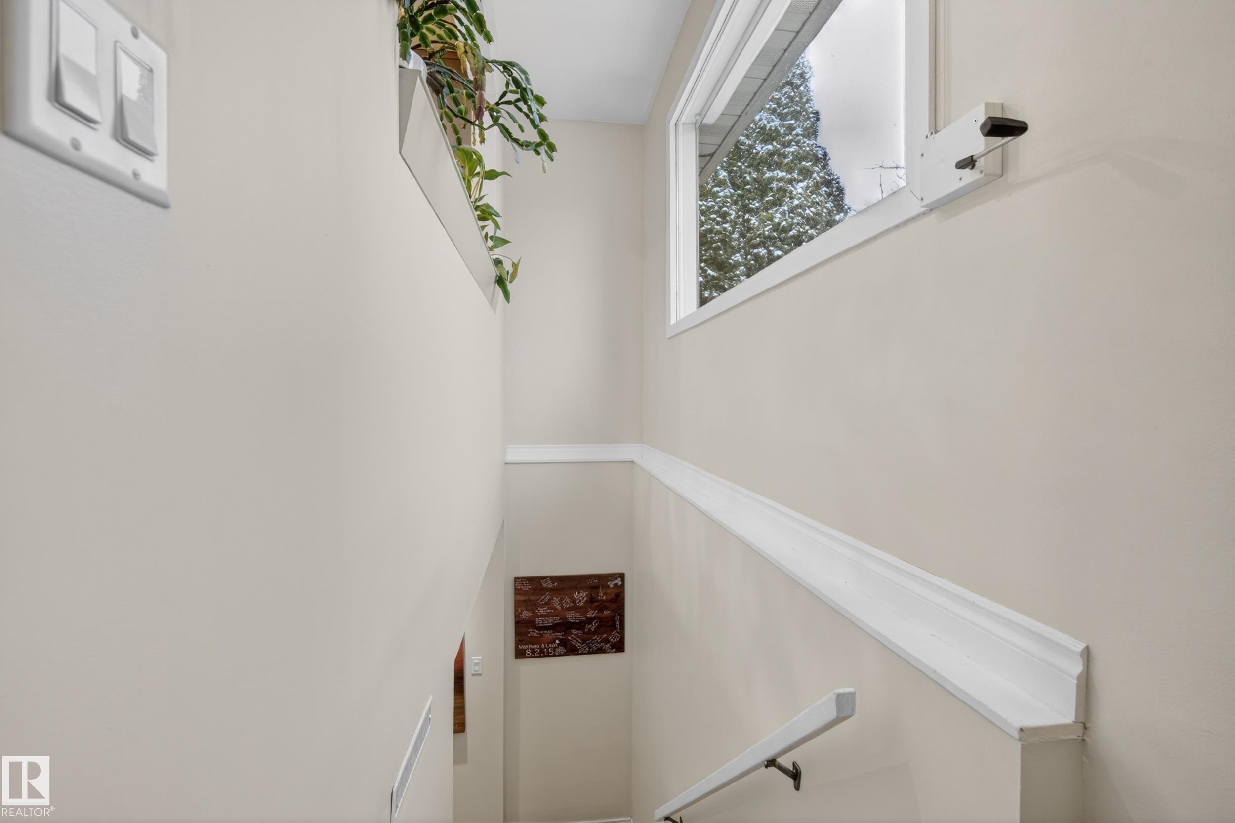 10328 76 Street, Edmonton, AB - Indoor Photo Showing Other Room