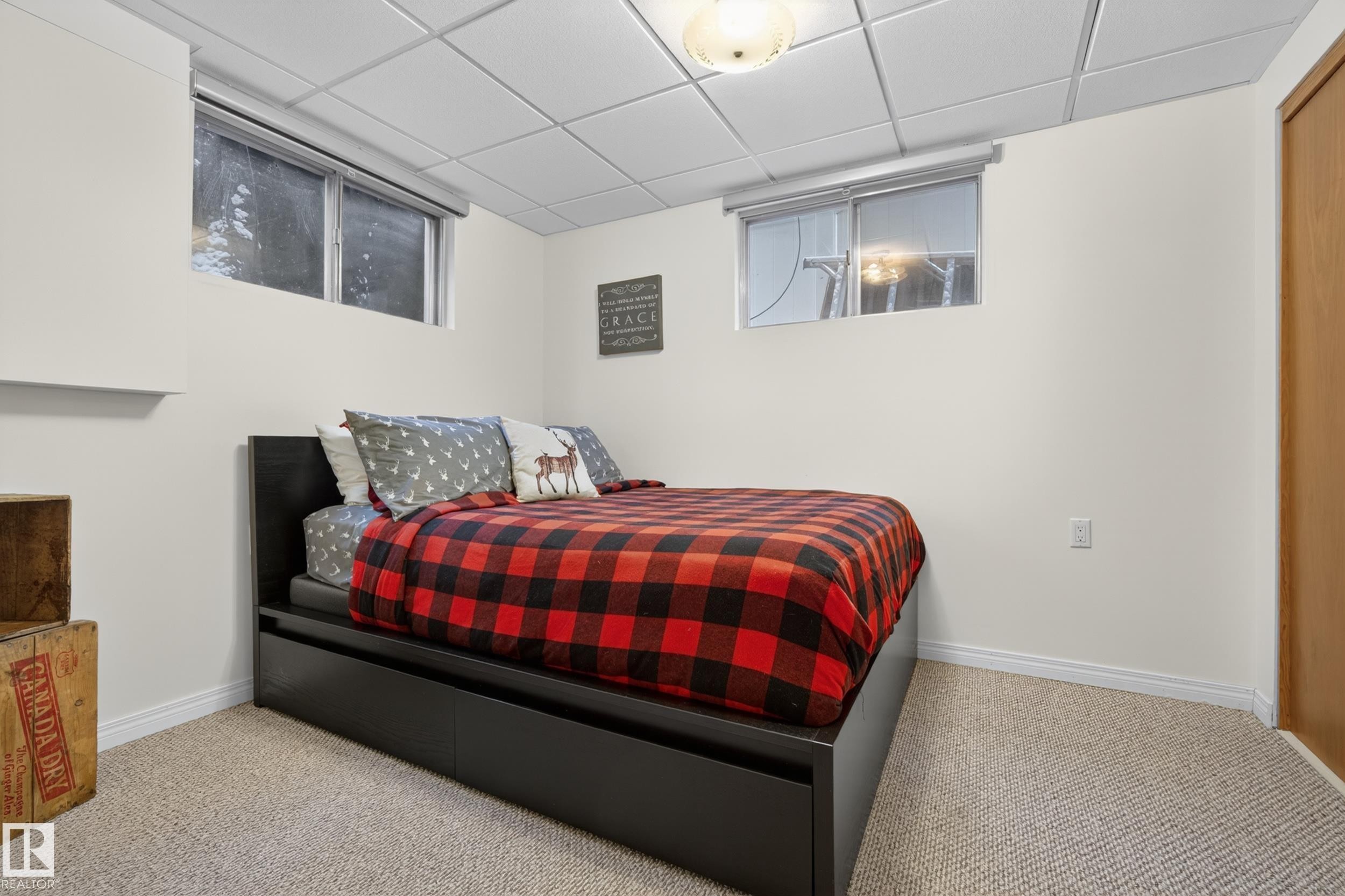 10328 76 Street, Edmonton, AB - Indoor Photo Showing Bedroom