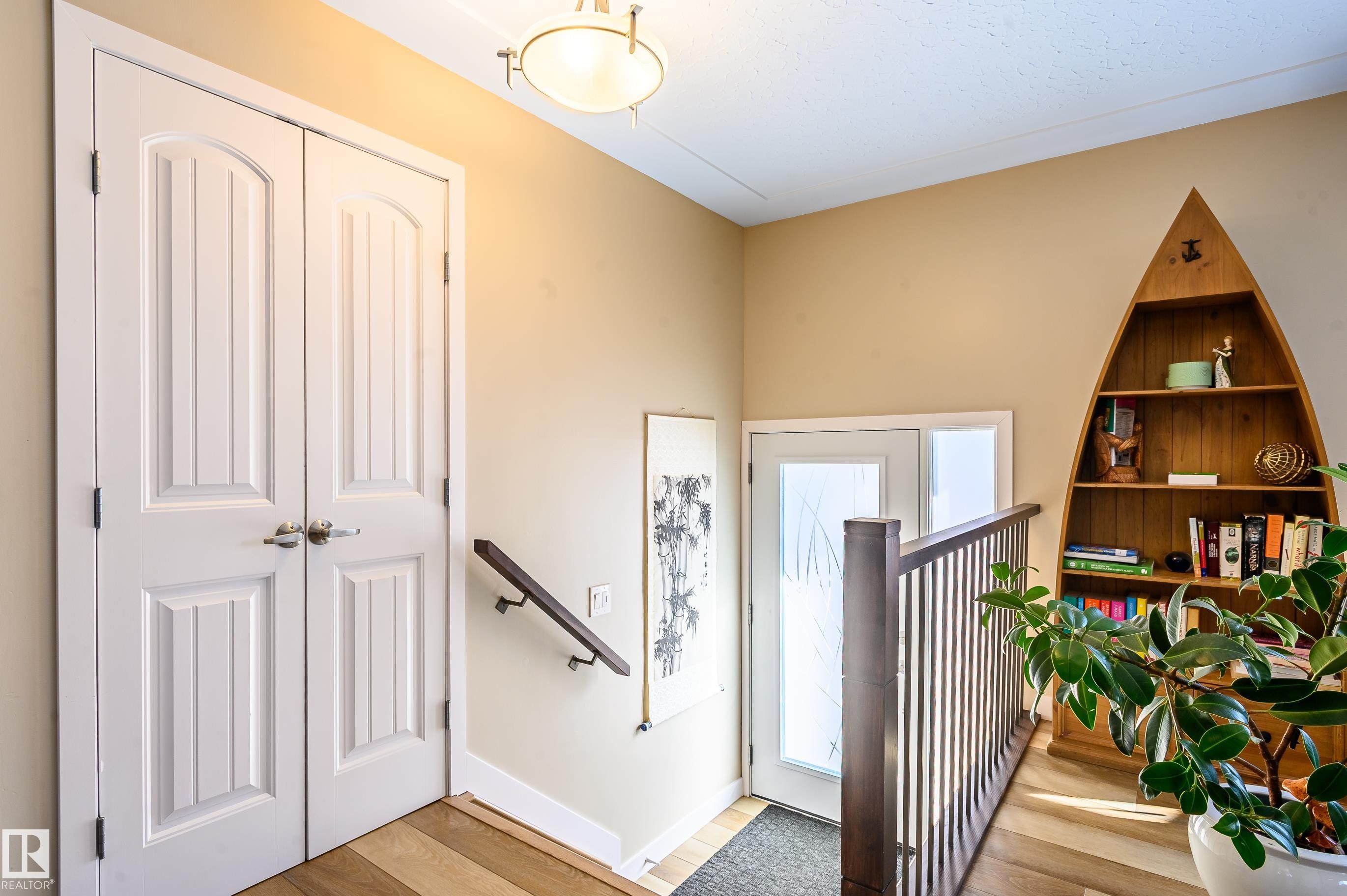 10 Glenhaven Crescent, St. Albert, AB - Indoor Photo Showing Other Room