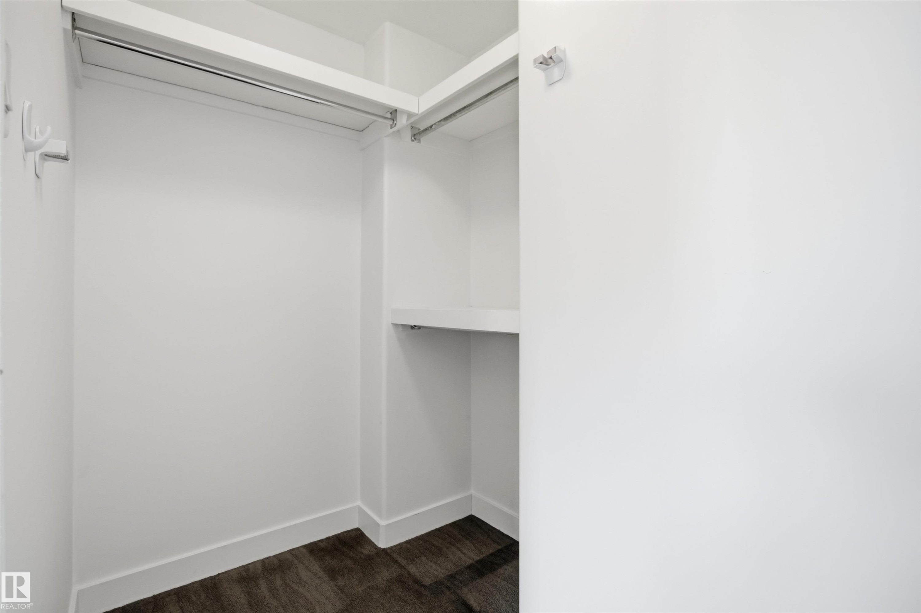 10806 83 Avenue, Edmonton, AB - Indoor