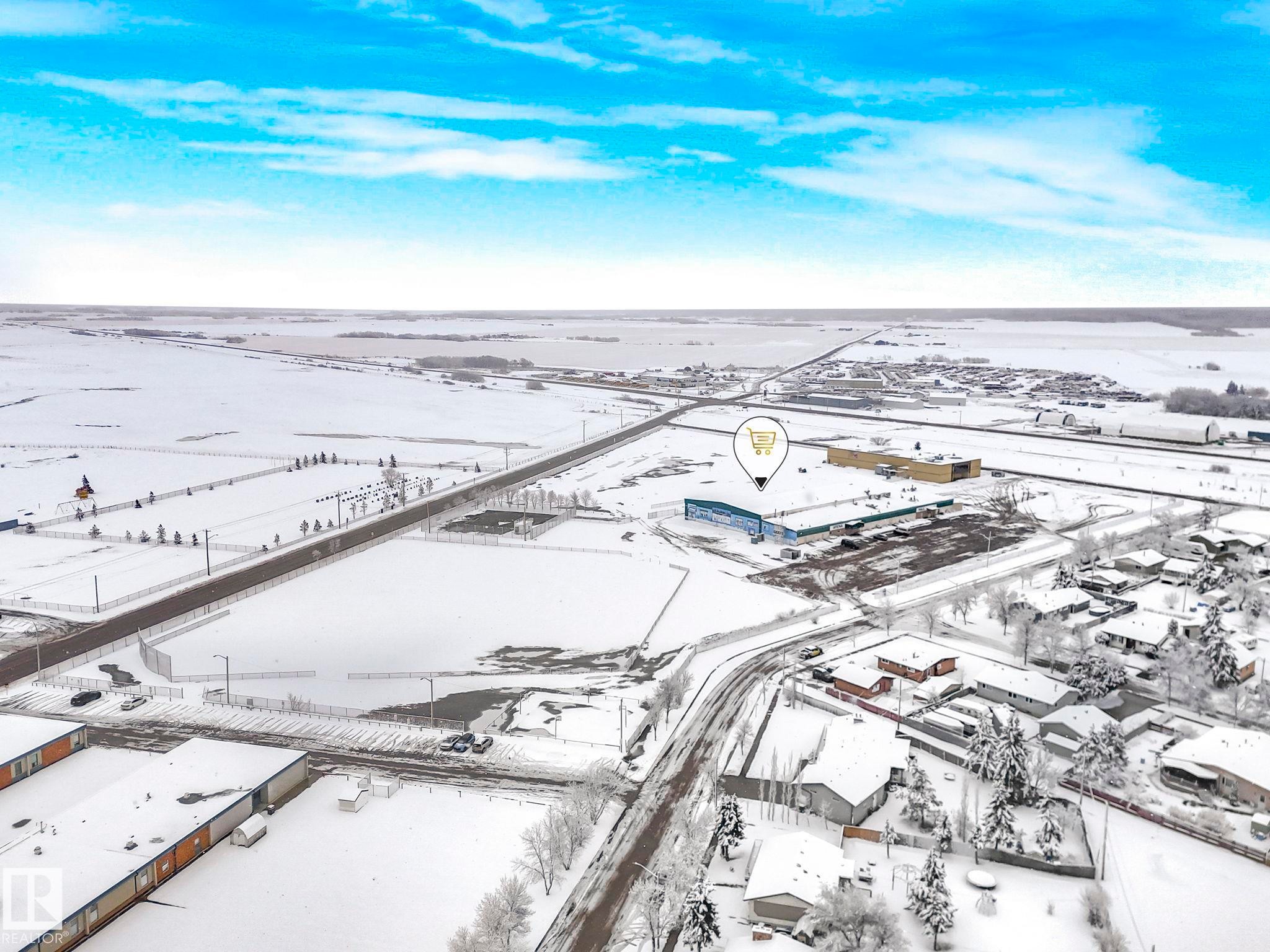 5004 49 Avenue, Lamont, AB - Outdoor With View