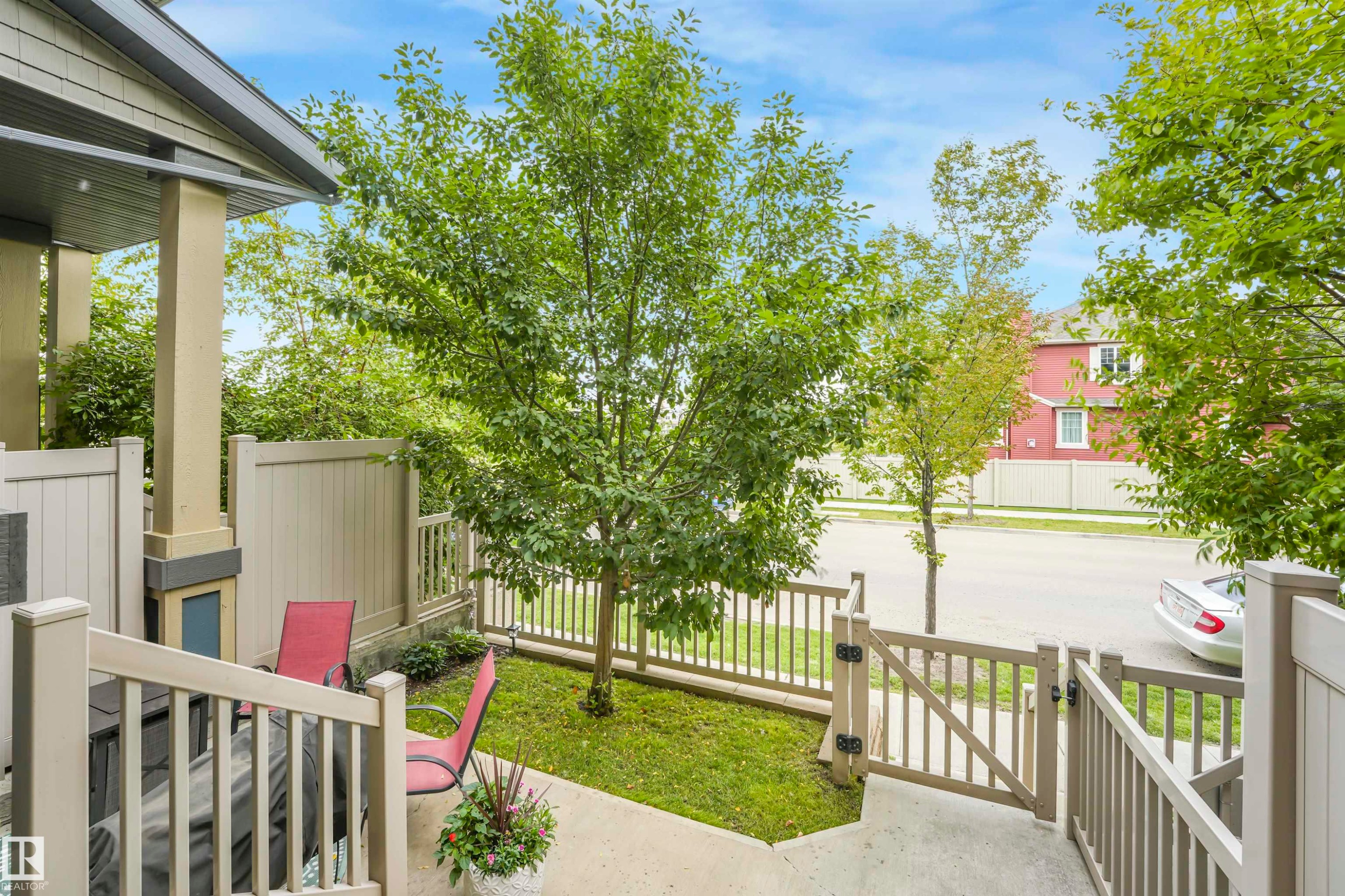 557 Orchards Boulevard, Edmonton, AB - Outdoor With Deck Patio Veranda