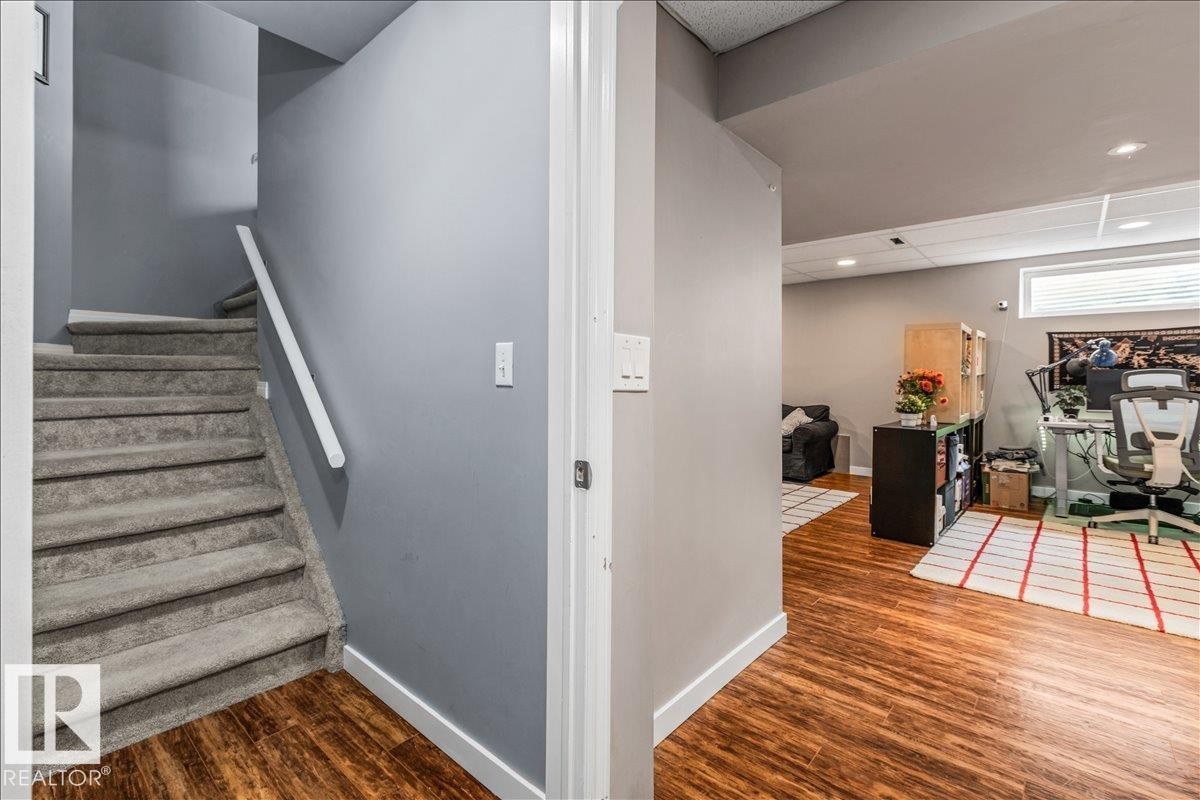 171 Cote Crescent, Edmonton, AB - Indoor Photo Showing Other Room