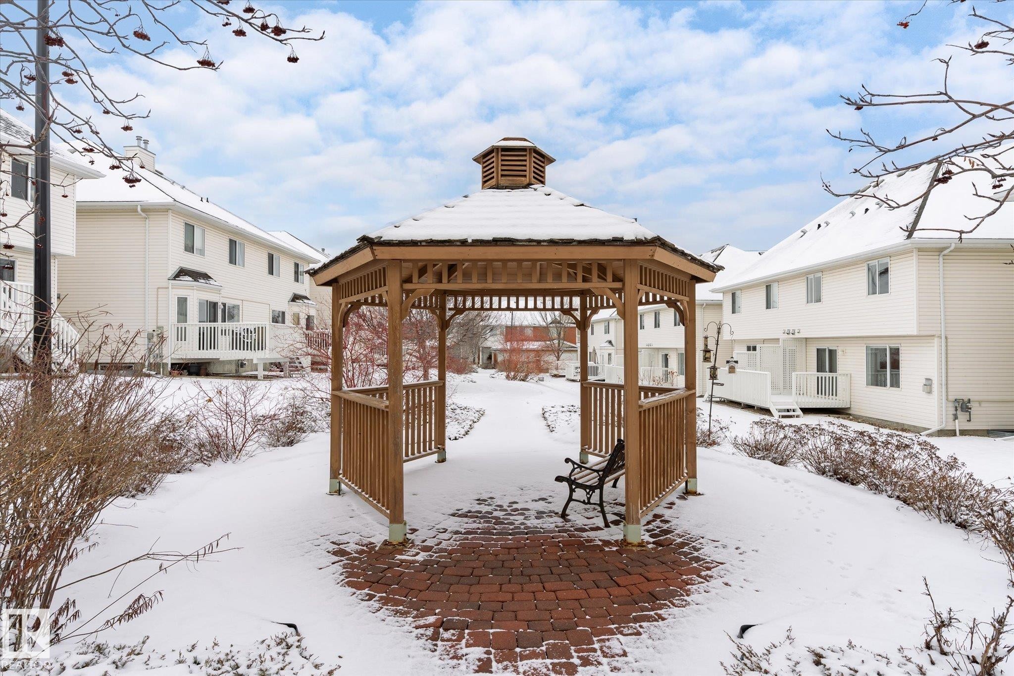 2550 Rabbit Hill Road, Edmonton, AB - Outdoor