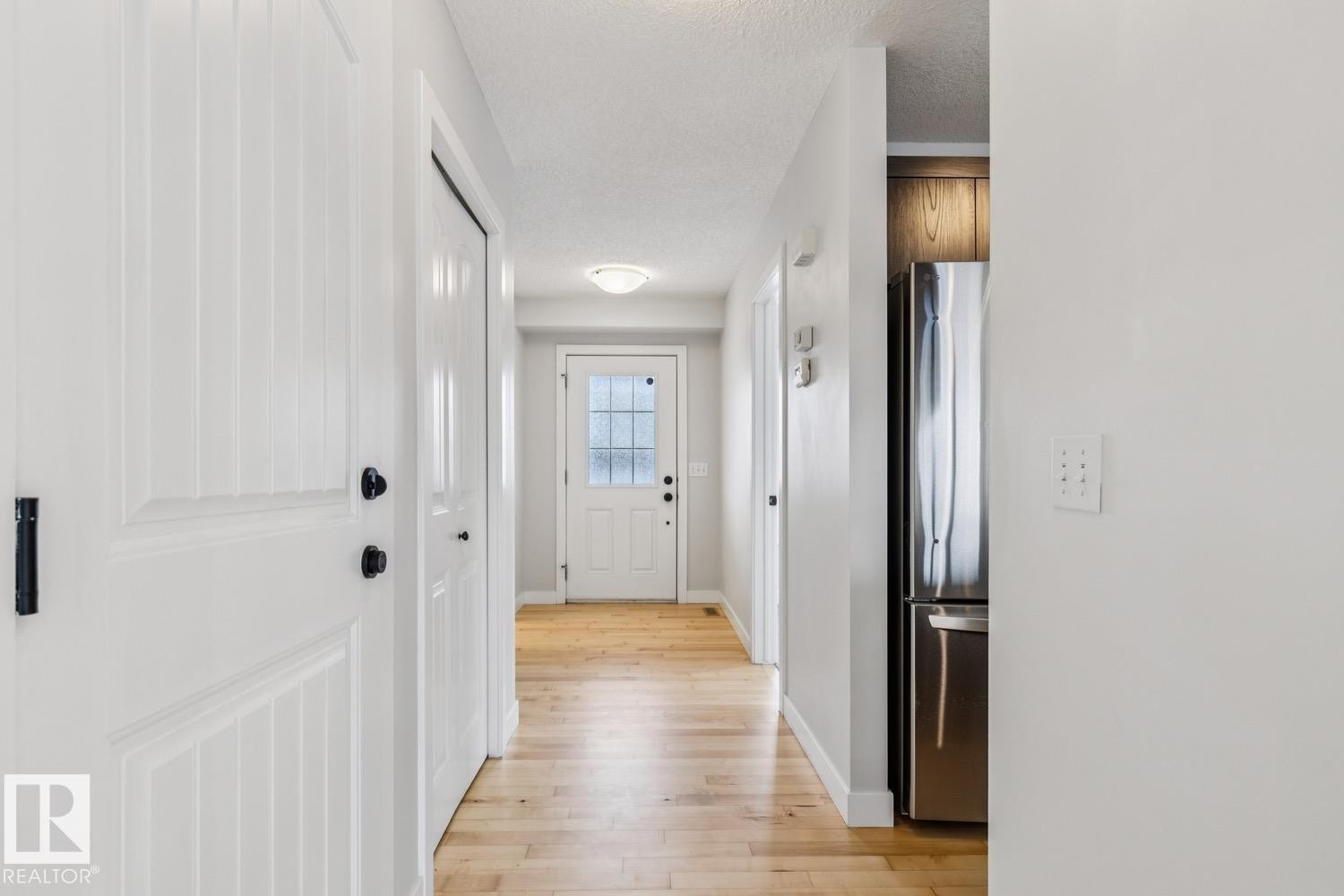 323 Avena Link, Leduc, AB - Indoor Photo Showing Other Room