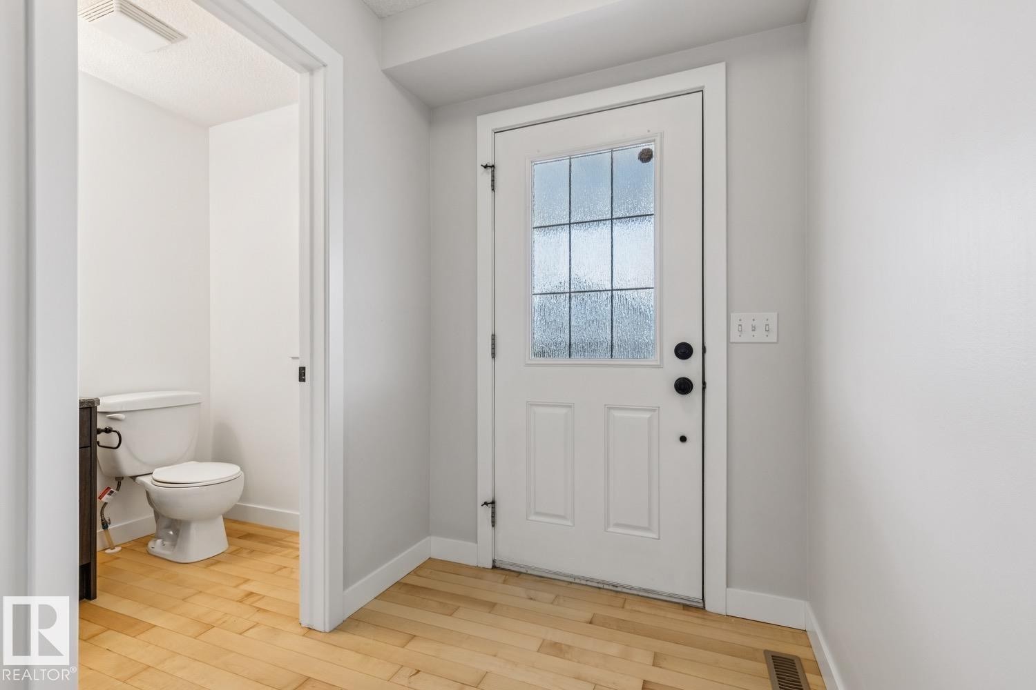 323 Avena Link, Leduc, AB - Indoor Photo Showing Bathroom