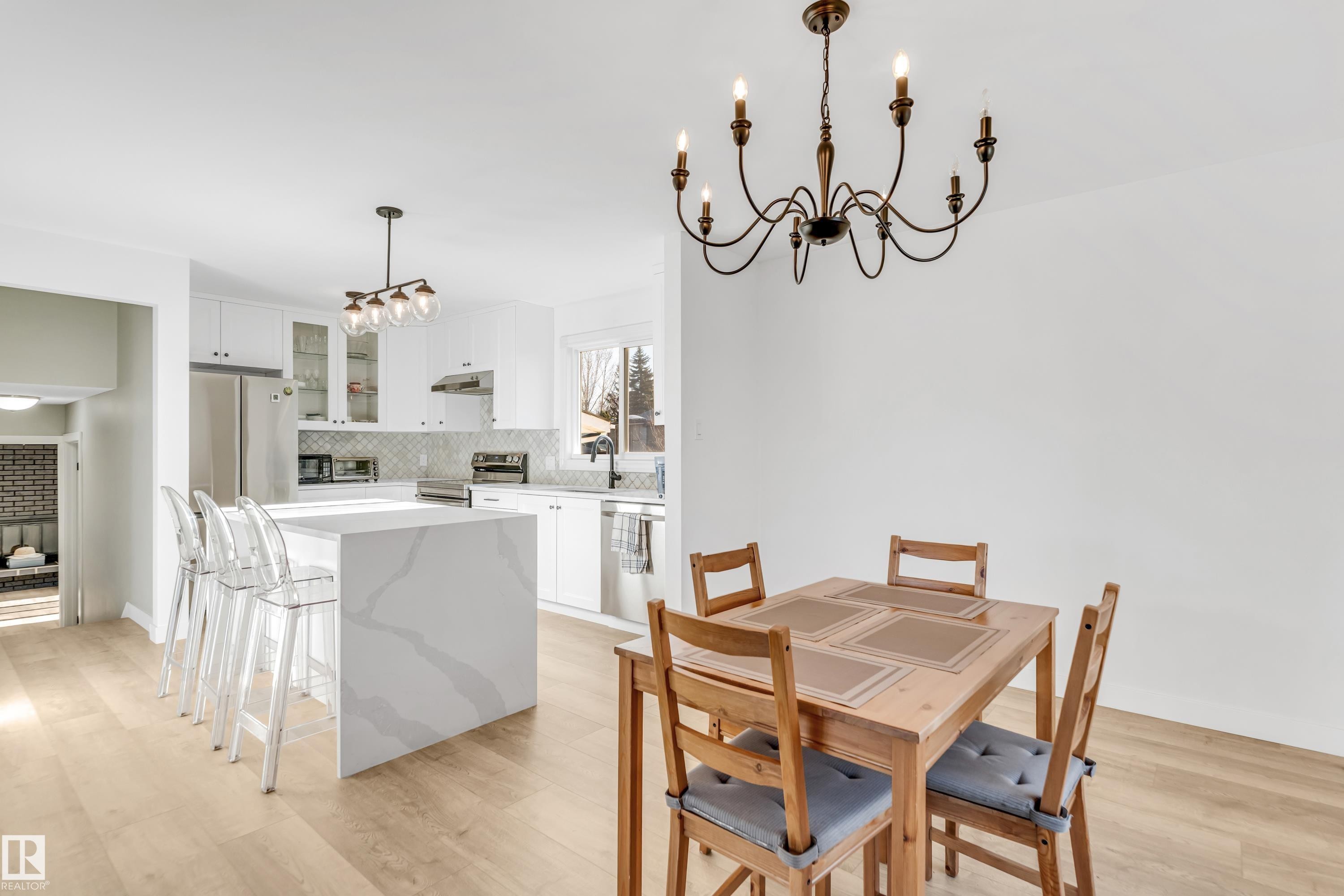 2404 80 Street, Edmonton, AB - Indoor Photo Showing Dining Room