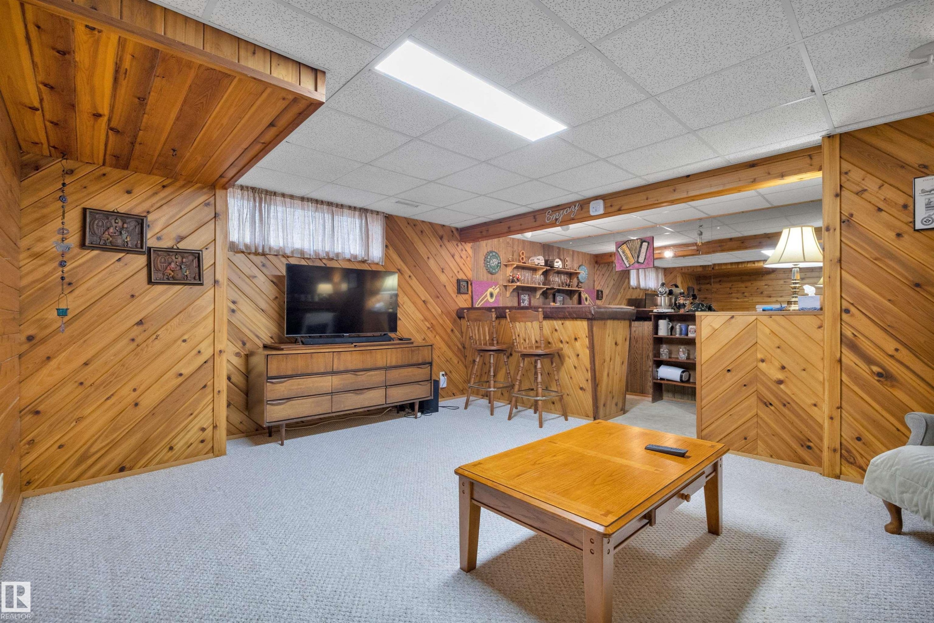 8649 27 Avenue, Edmonton, AB - Indoor