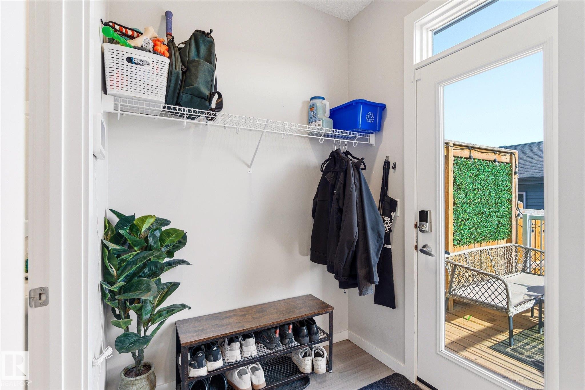 1208 Rosenthal Boulevard, Edmonton, AB - Indoor