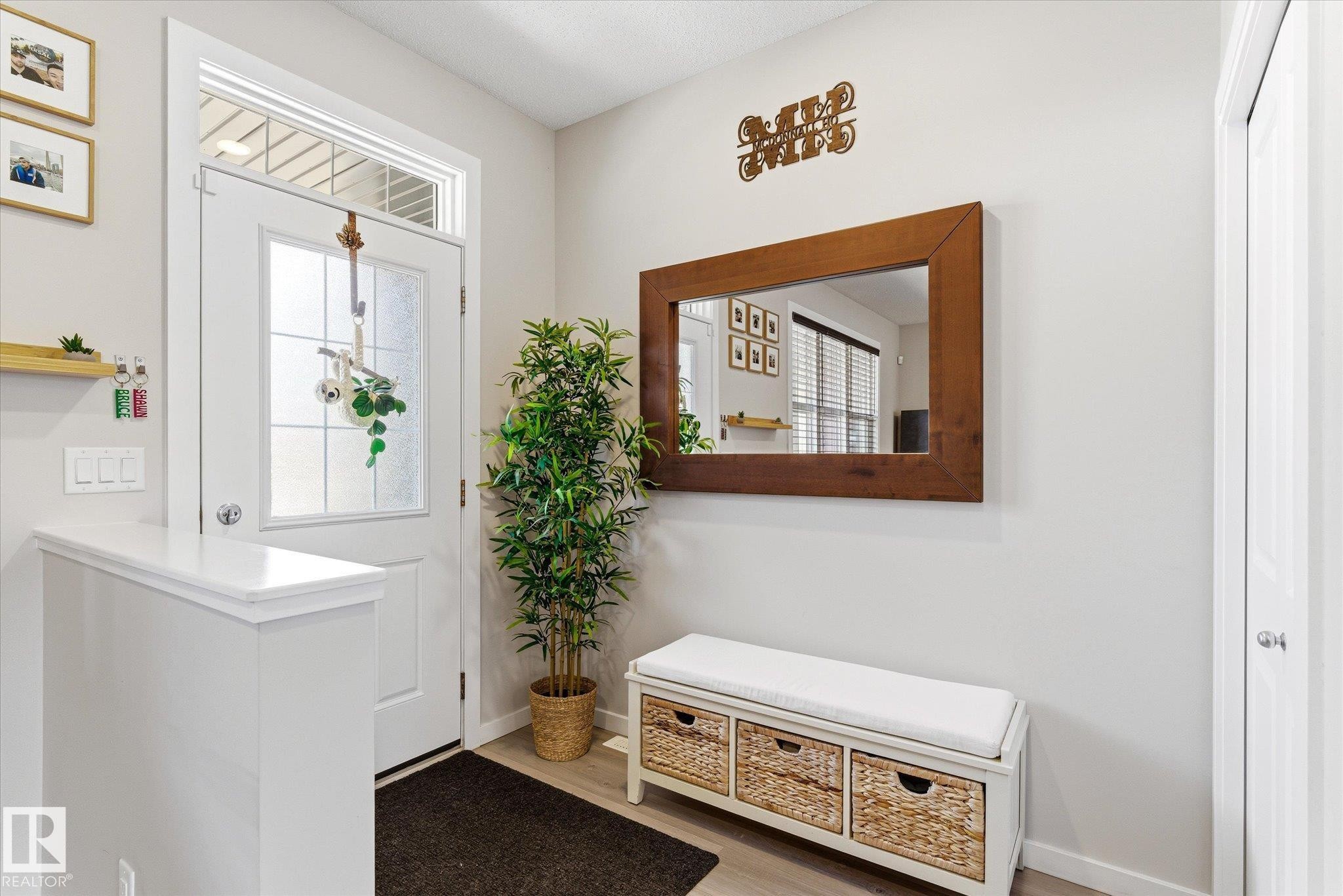 1208 Rosenthal Boulevard, Edmonton, AB - Indoor Photo Showing Other Room