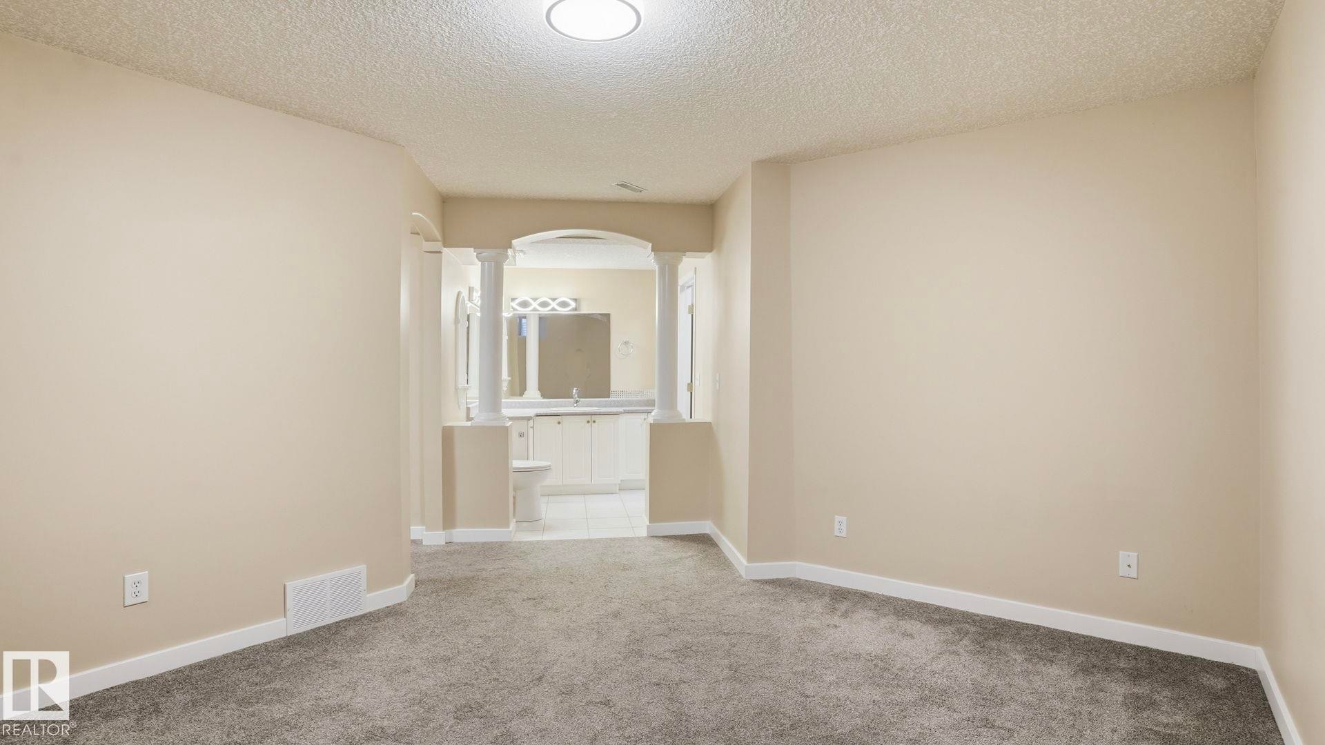 1007 Ormsby Crescent, Edmonton, AB - Indoor Photo Showing Other Room