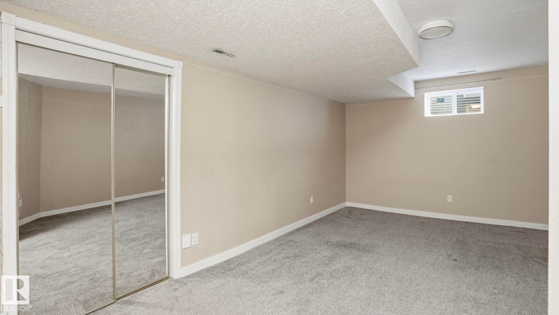 1007 Ormsby Crescent, Edmonton, AB - Indoor