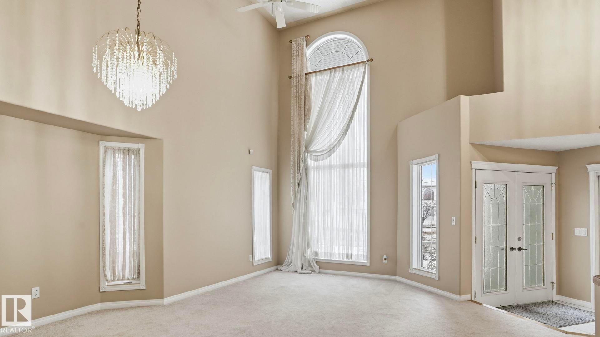 1007 Ormsby Crescent, Edmonton, AB - Indoor Photo Showing Other Room