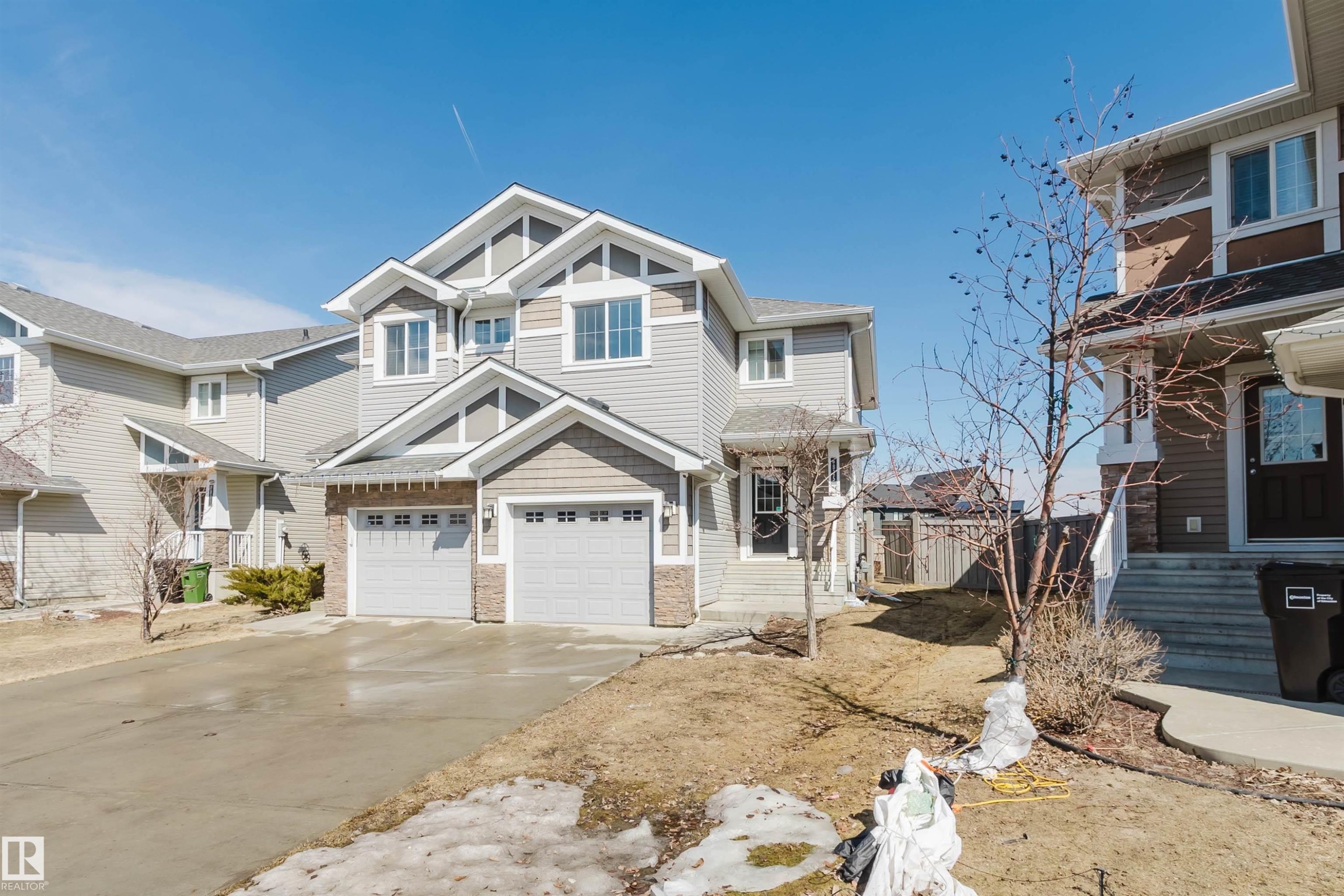 6825 Cardinal Link Link, Edmonton, AB - Outdoor With Facade