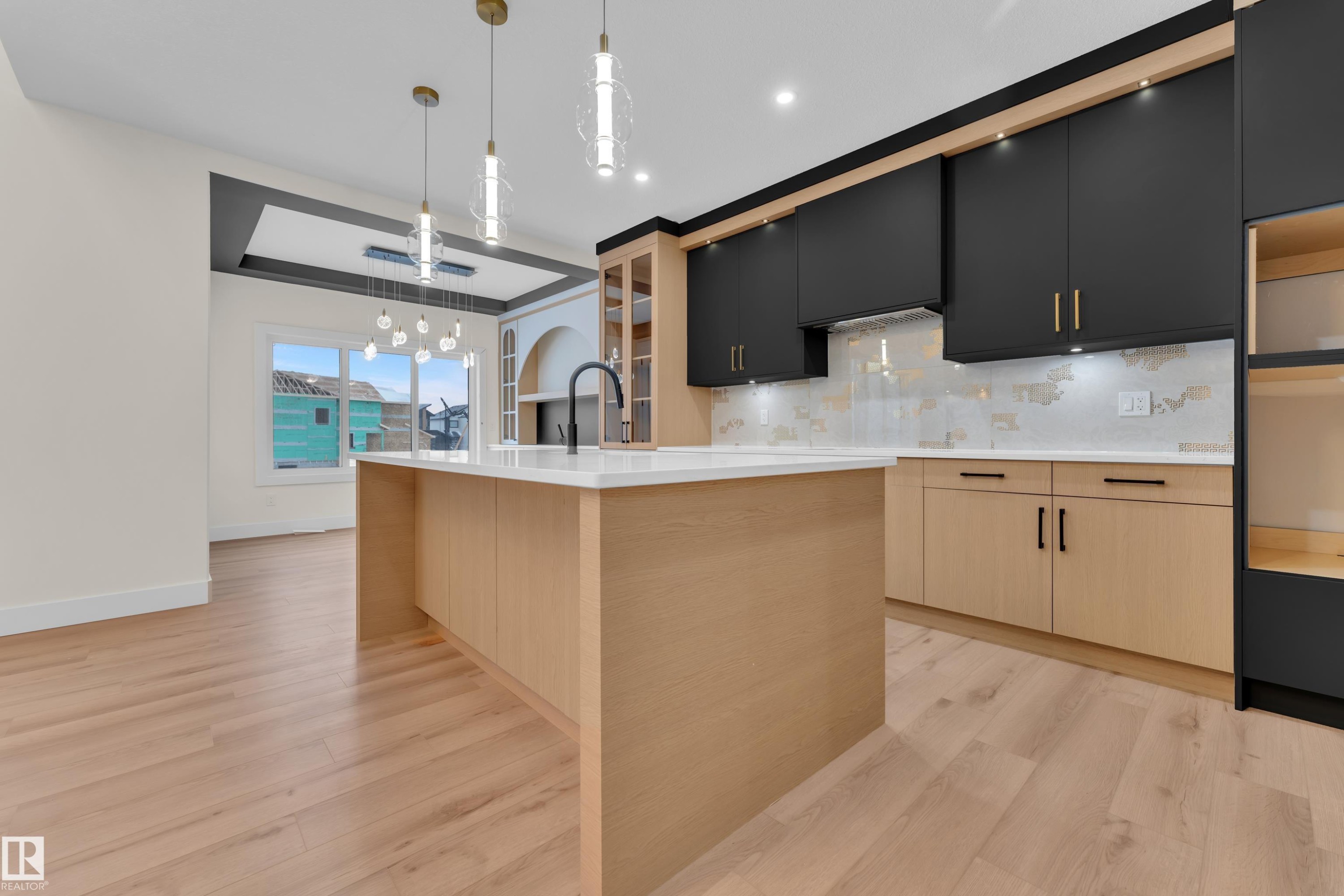 8450 Mayday Link, Edmonton, AB - Indoor Photo Showing Kitchen With Upgraded Kitchen