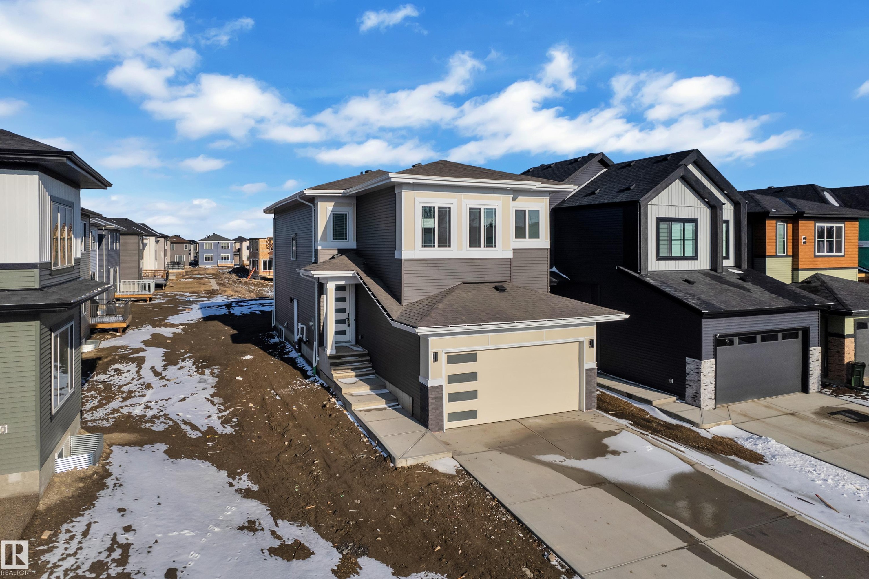8450 Mayday Link, Edmonton, AB - Outdoor