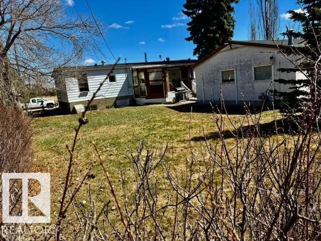 4809 53 Ave, Willingdon, AB - Outdoor