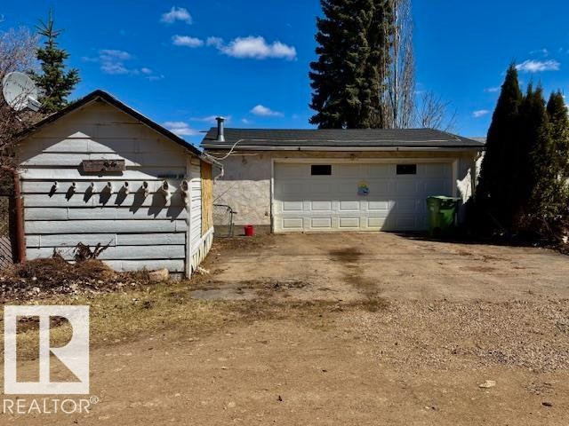 4809 53 Ave, Willingdon, AB - Outdoor