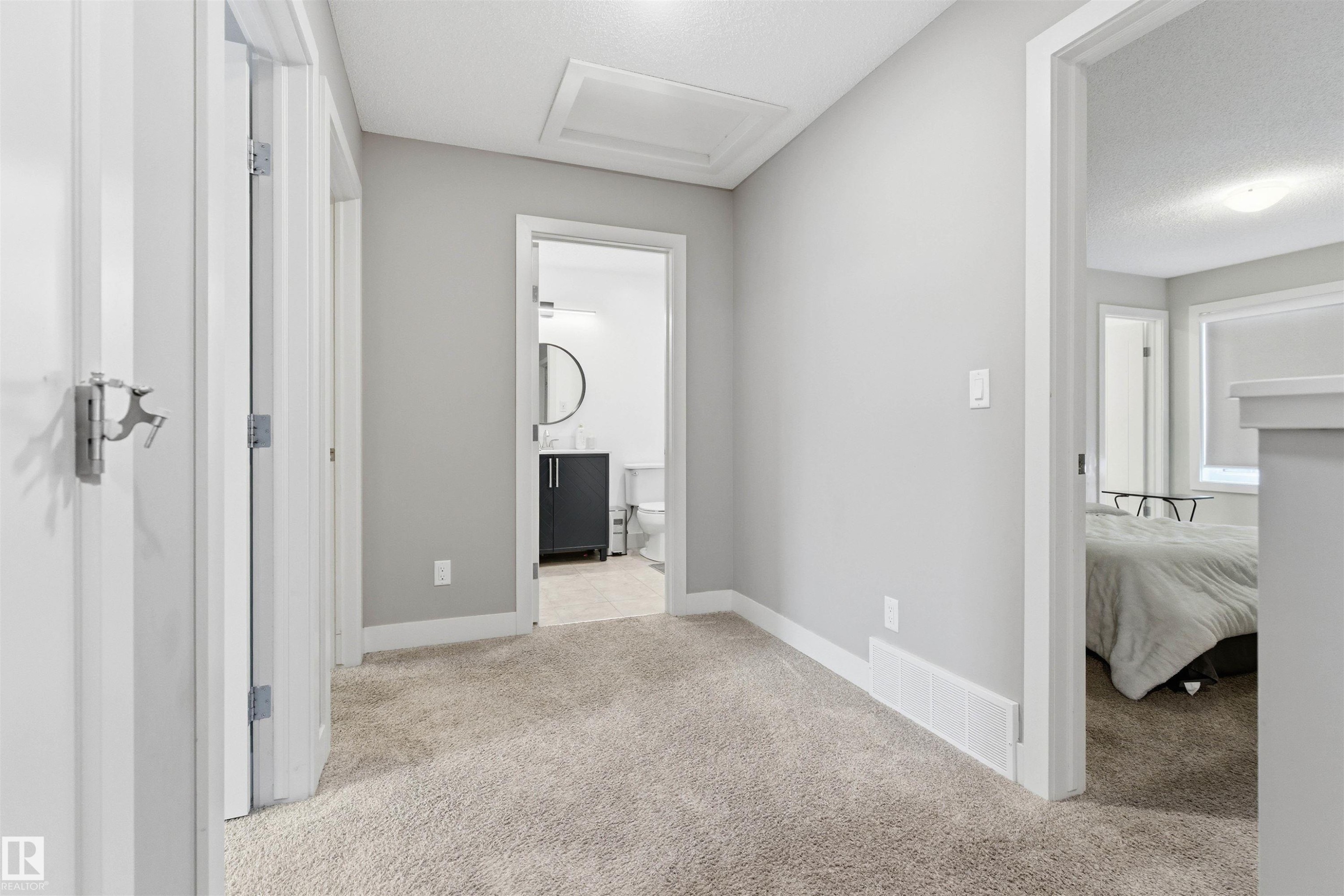 99 804 Welsh Drive, Edmonton, AB - Indoor