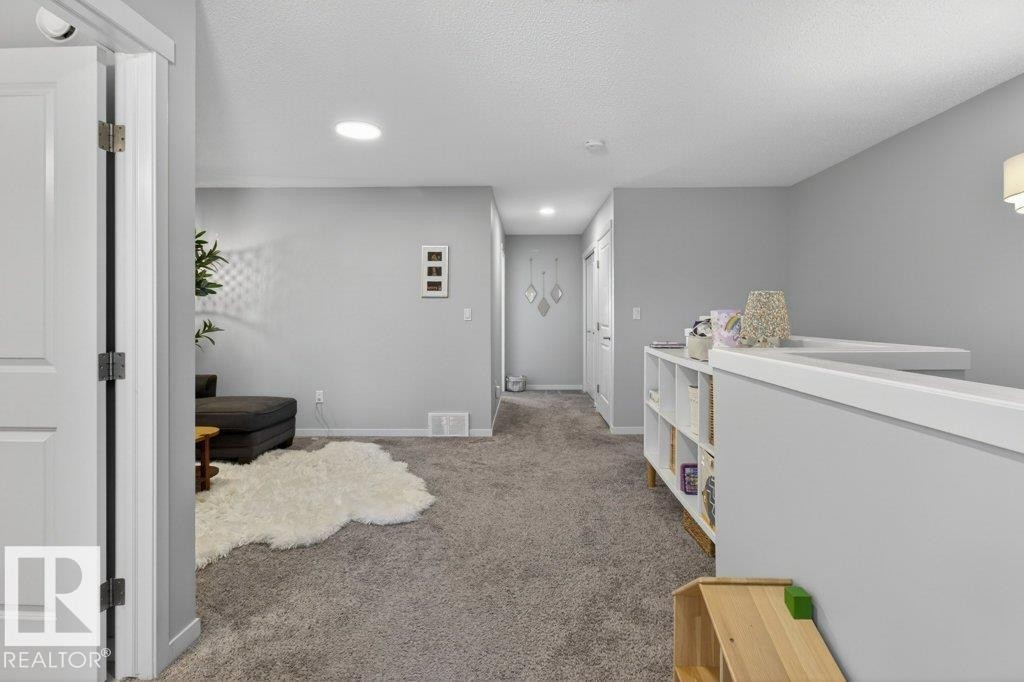 29 Harness Link, Ardrossan, AB - Indoor