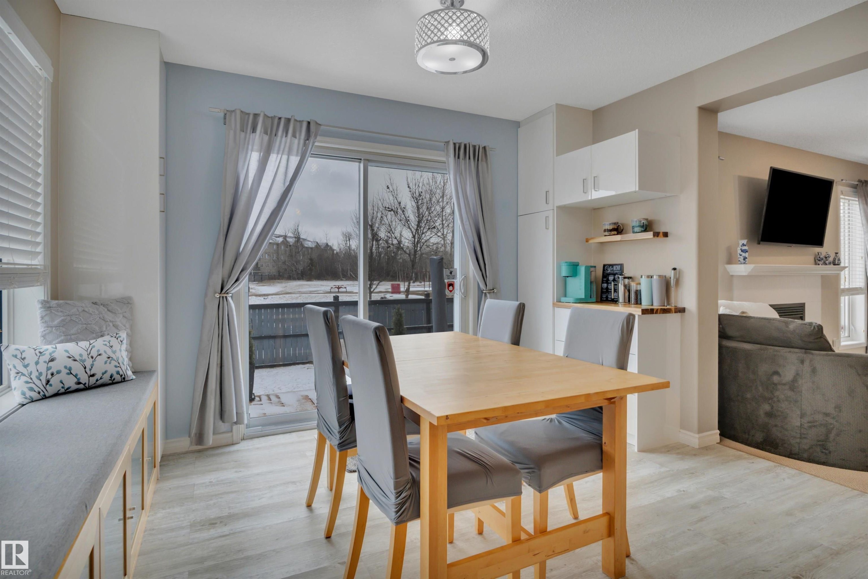 190 Keyport Circle, Leduc, AB - Indoor Photo Showing Dining Room