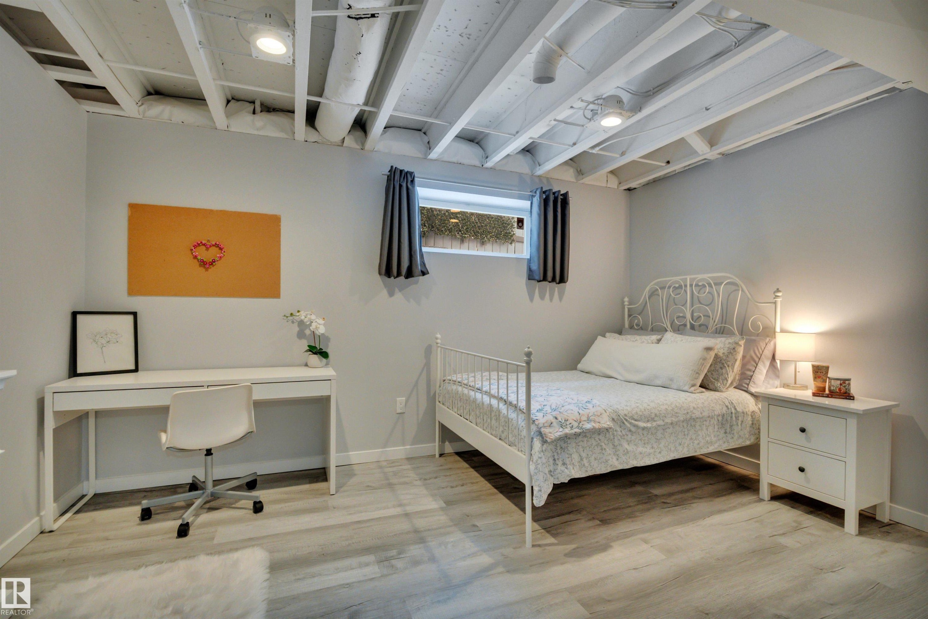 190 Keyport Circle, Leduc, AB - Indoor Photo Showing Bedroom