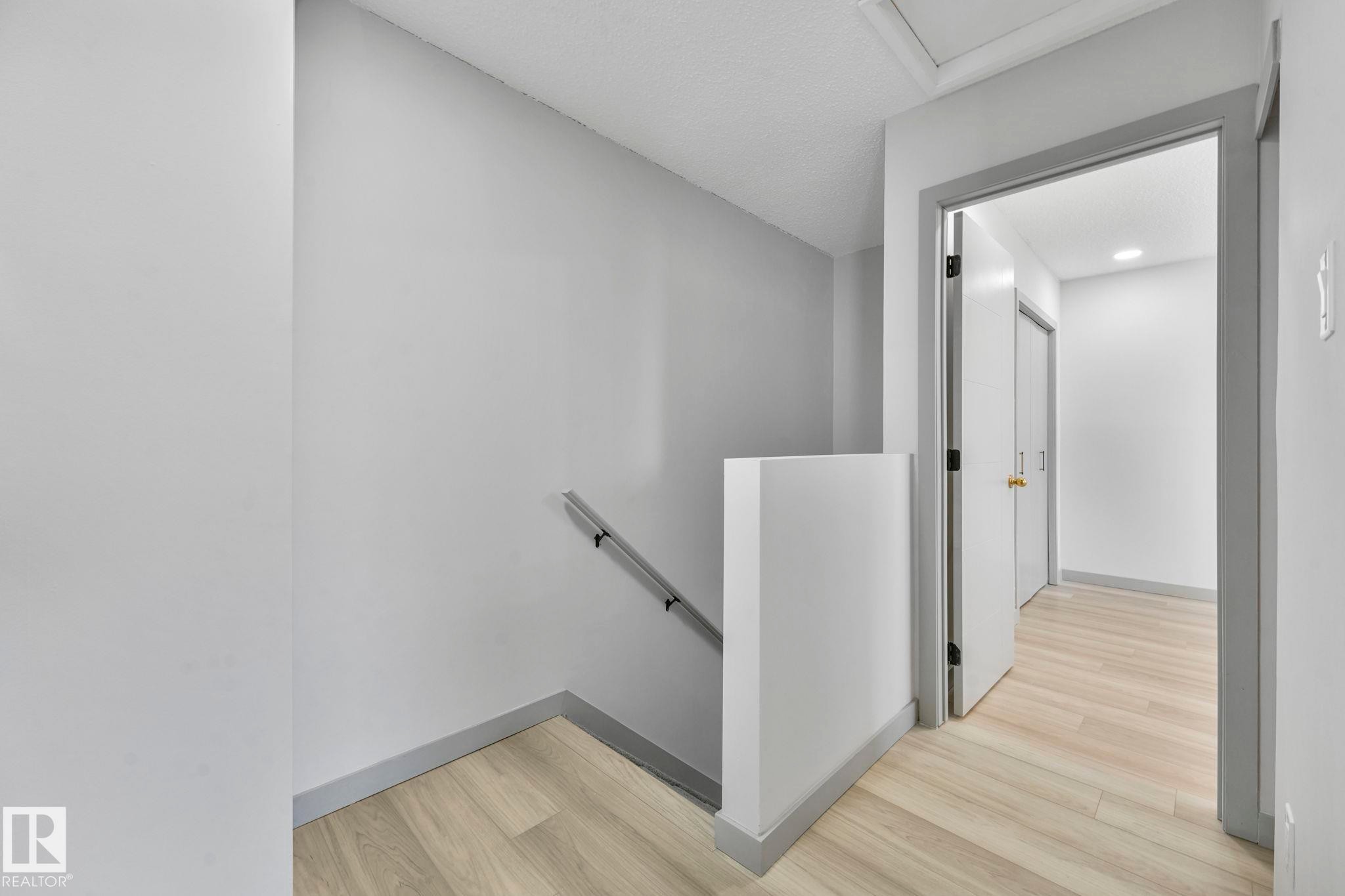 81 Willowdale Place, Edmonton, AB - Indoor Photo Showing Other Room