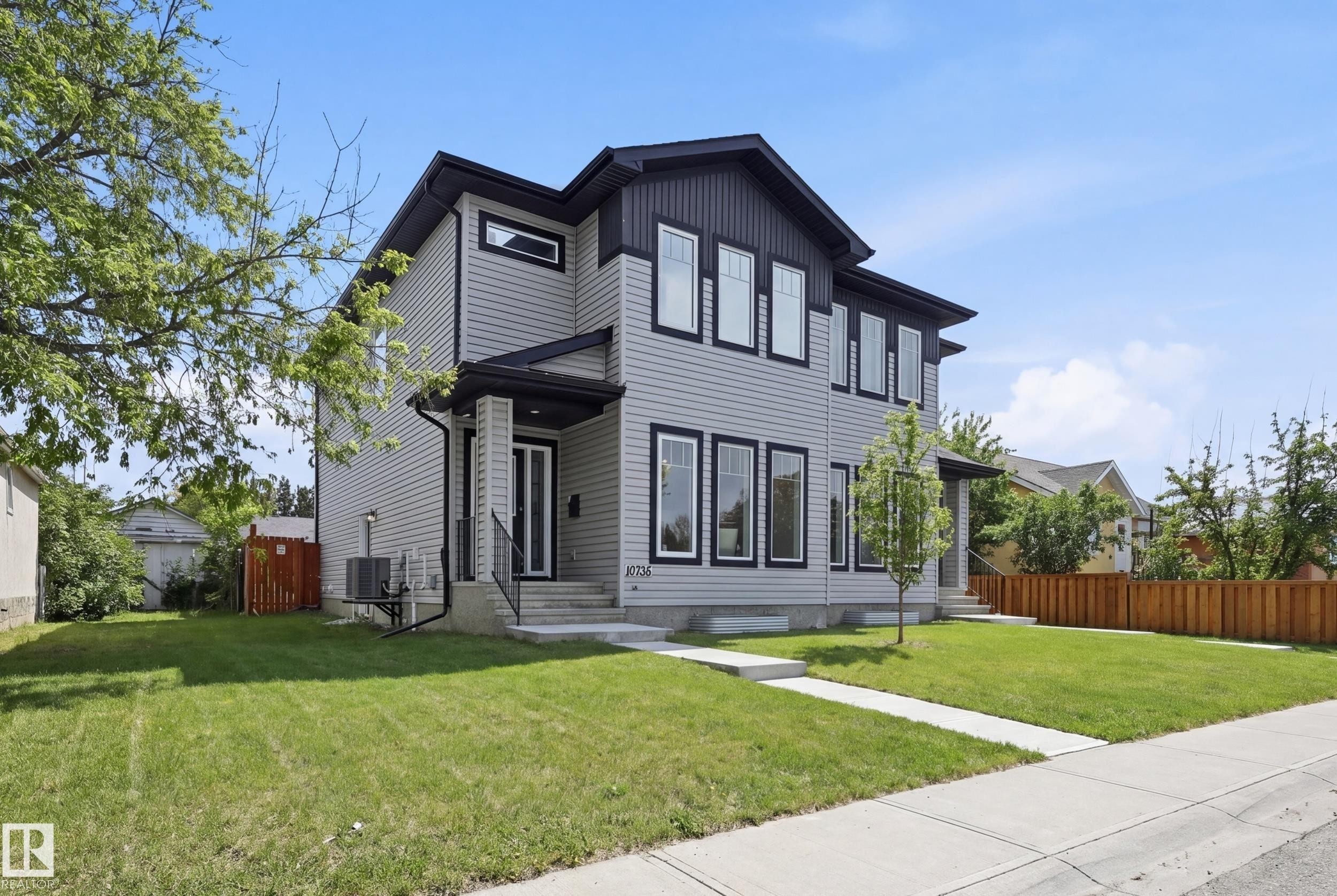 10736 149 Street, Edmonton, AB - Outdoor