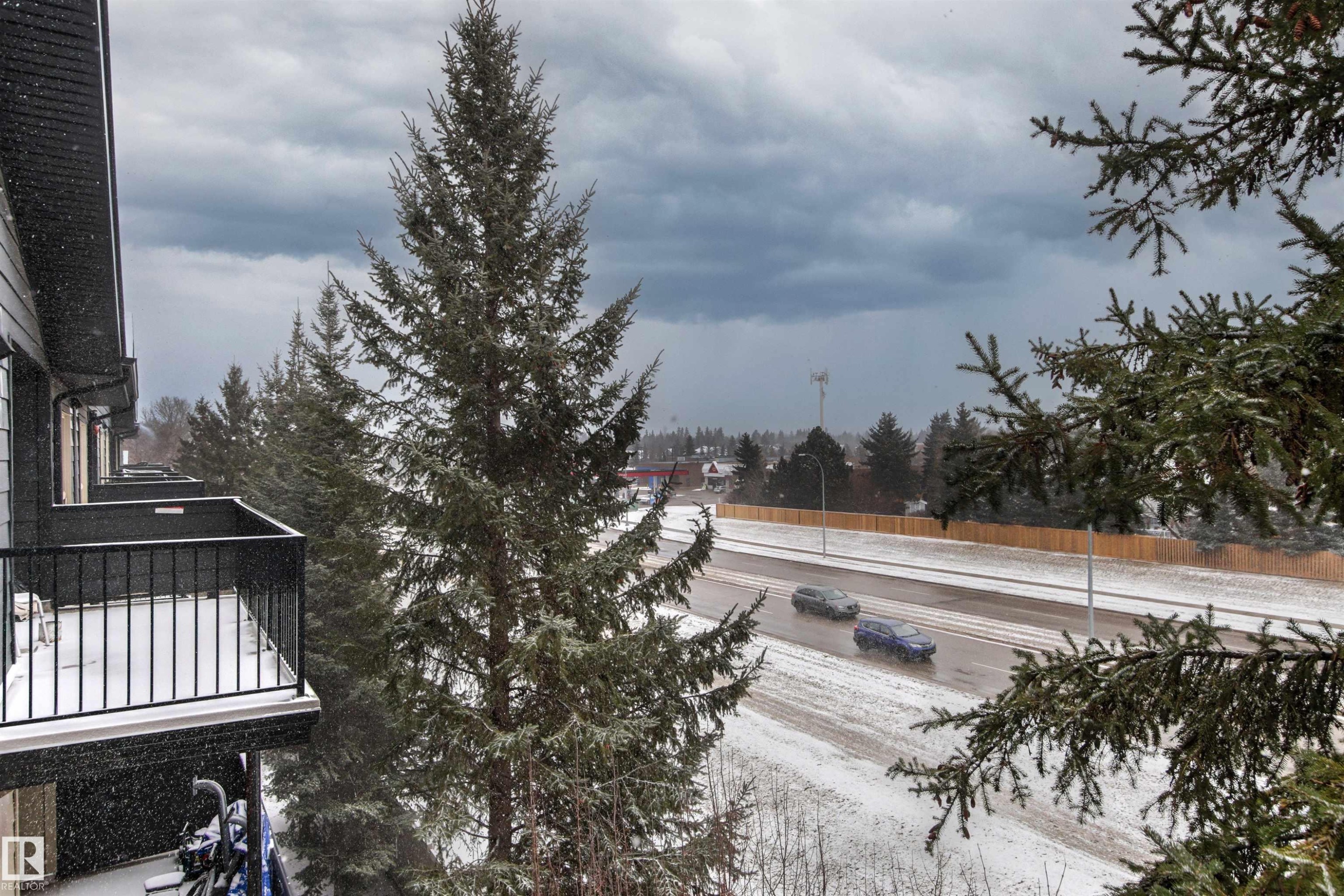 413 17003 67 Avenue, Edmonton, AB - Outdoor With View