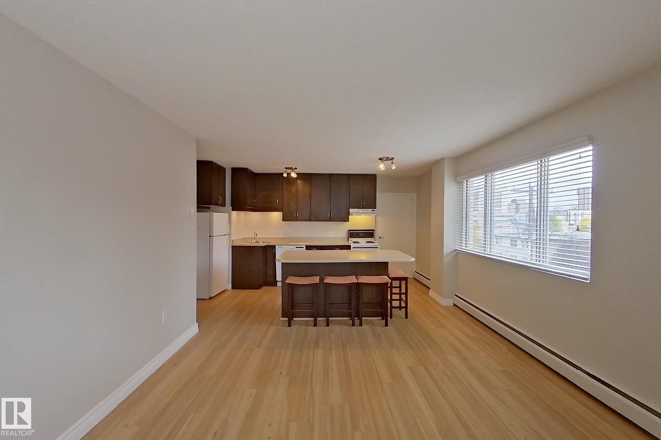 #404 10021 116 St Nw, Edmonton, AB - Indoor