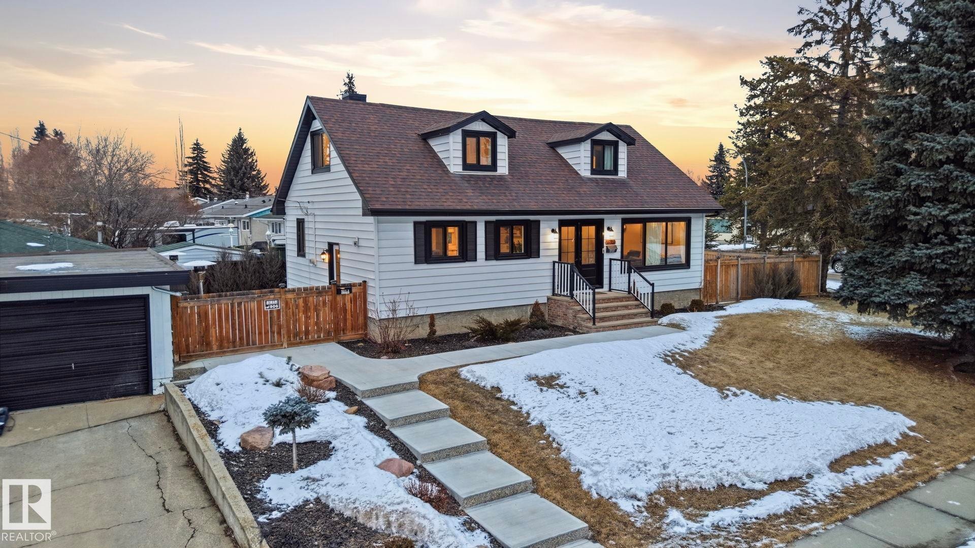 15702 86 Avenue, Edmonton, AB - Outdoor