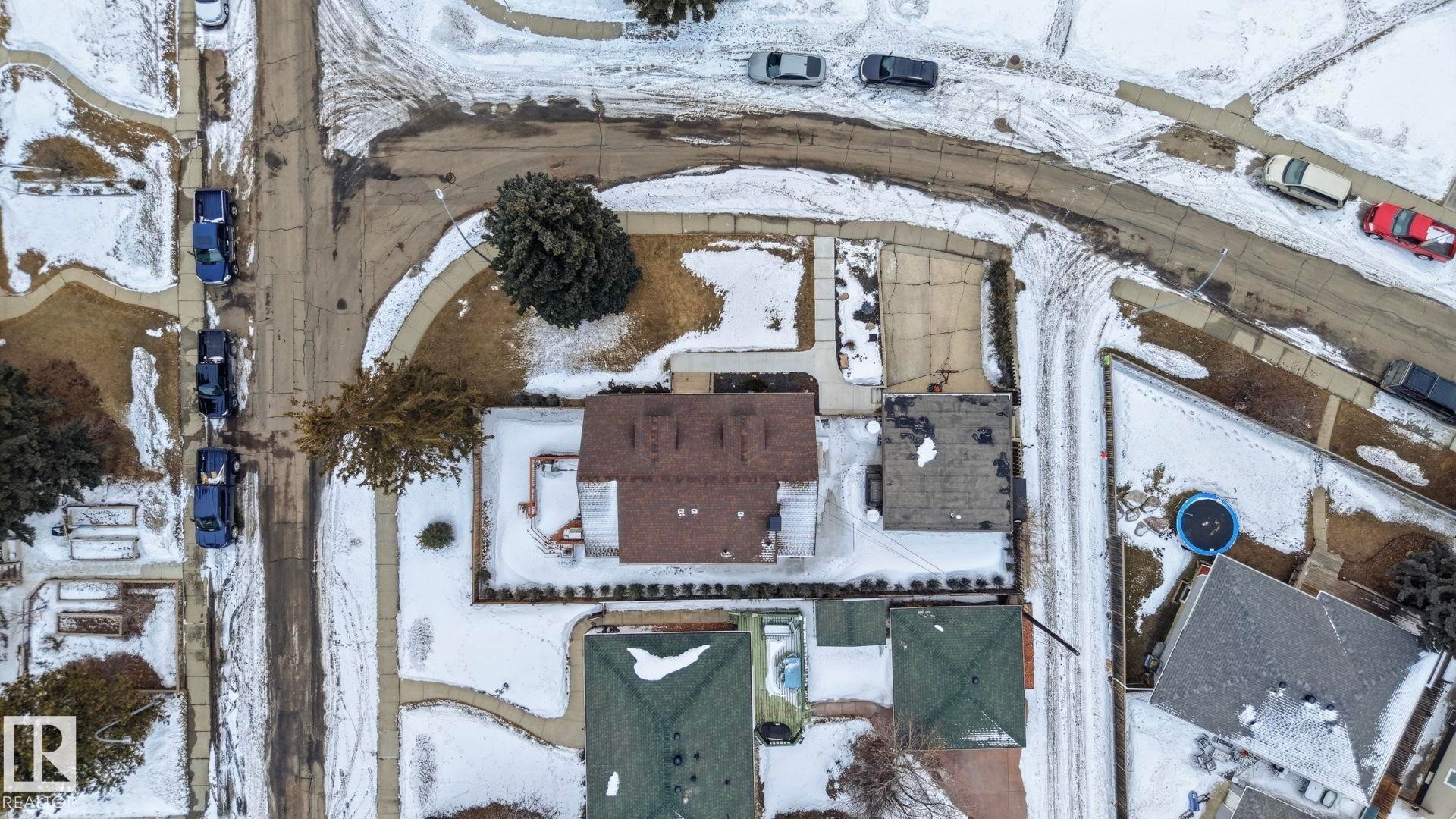 15702 86 Avenue, Edmonton, AB - Outdoor