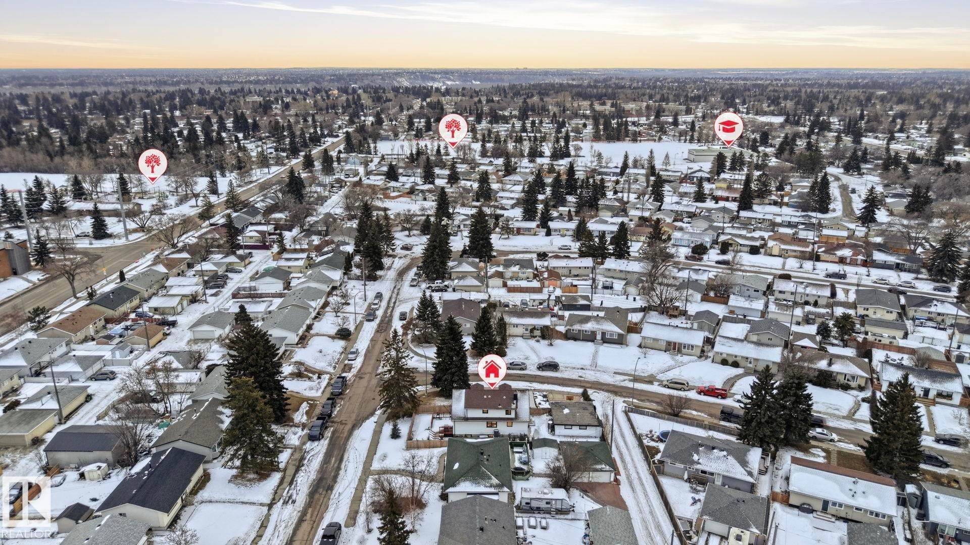 15702 86 Avenue, Edmonton, AB - Outdoor With View